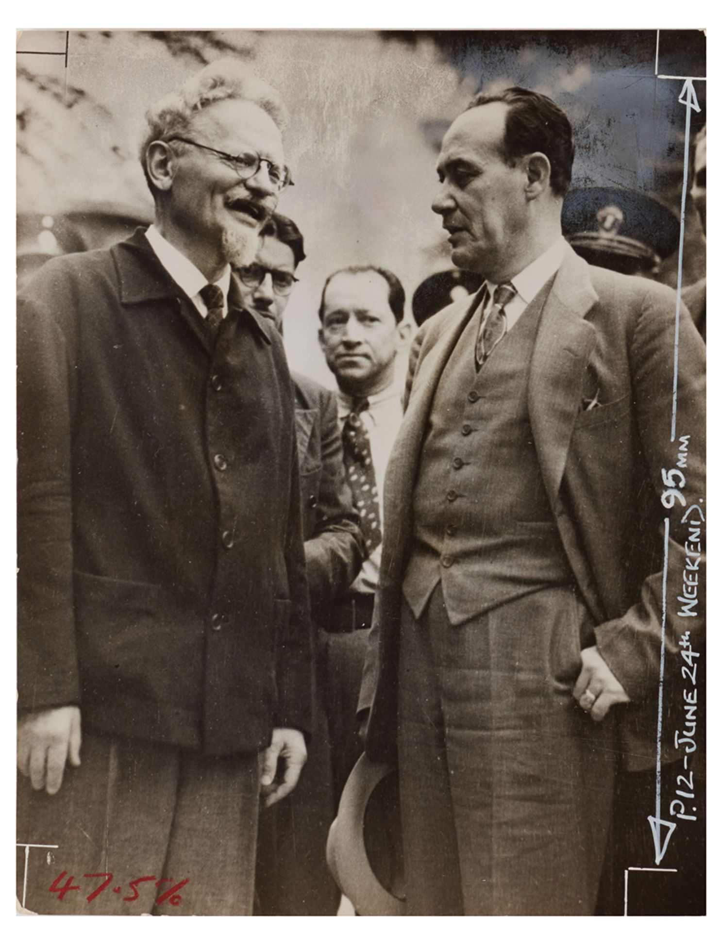 Léon Trotsky after assassination attempt with General Jose Manuel Nunez in 1940 in [...]
