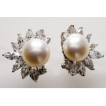 Pearls earrings - Faraone - Milan, South sea pearls, Set with circa 8cts marquise-cut [...]