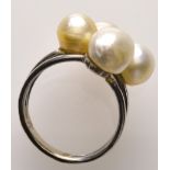 Natural pearls ring - 1930's Period, 18k gold, Weight: 7,6 grs -