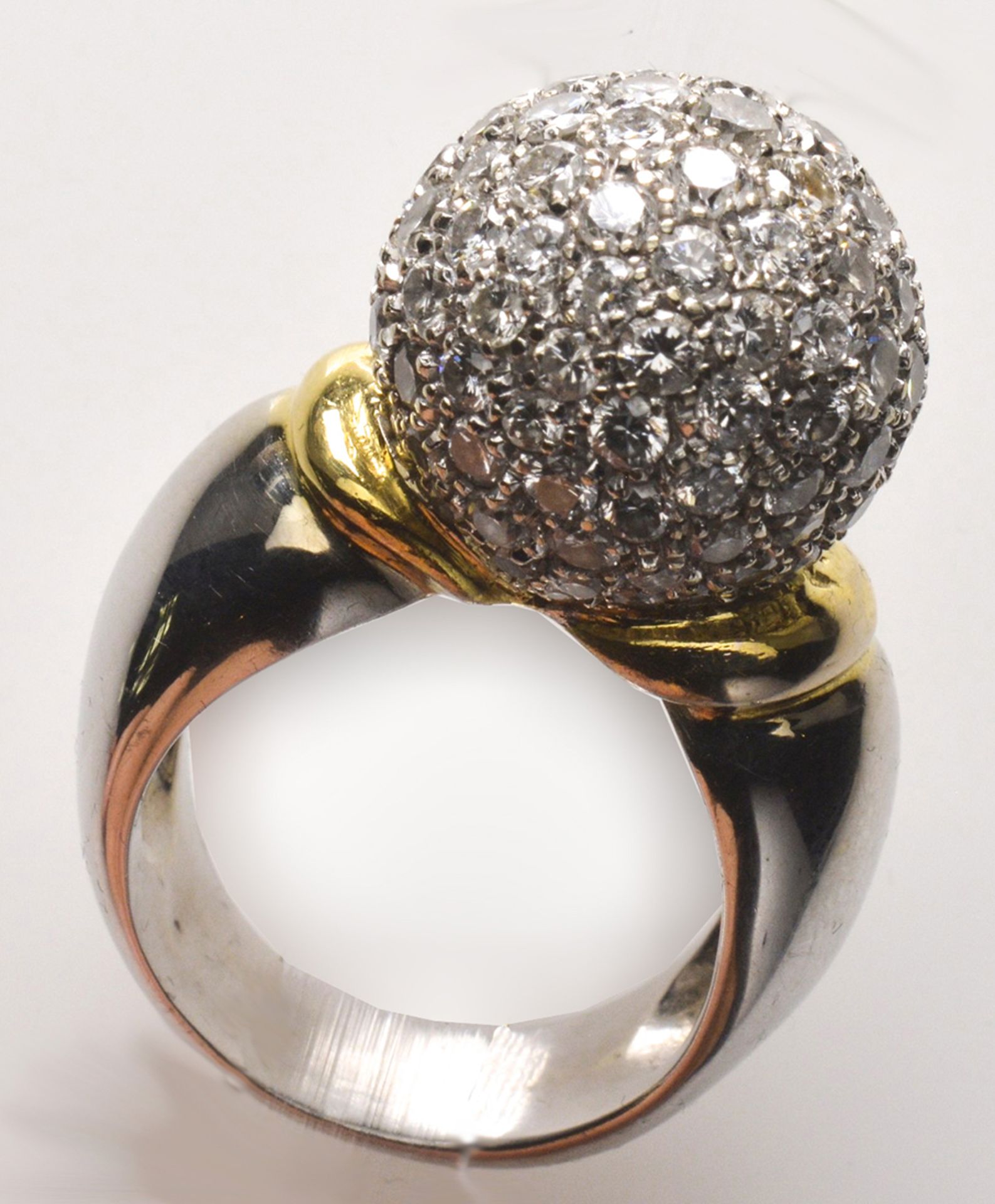 Ball ring - Pomellato, Gold set with diamonds -