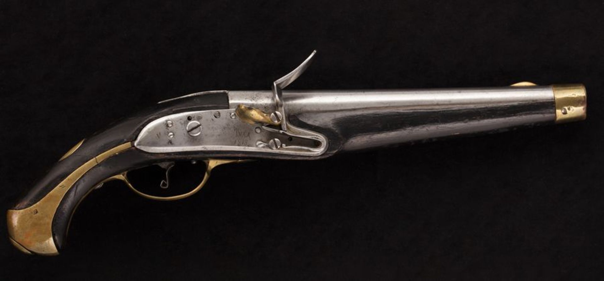 Russian soldier’s pistol, model of 1809, with intlock. Overall length - 43.3 cm; [...]