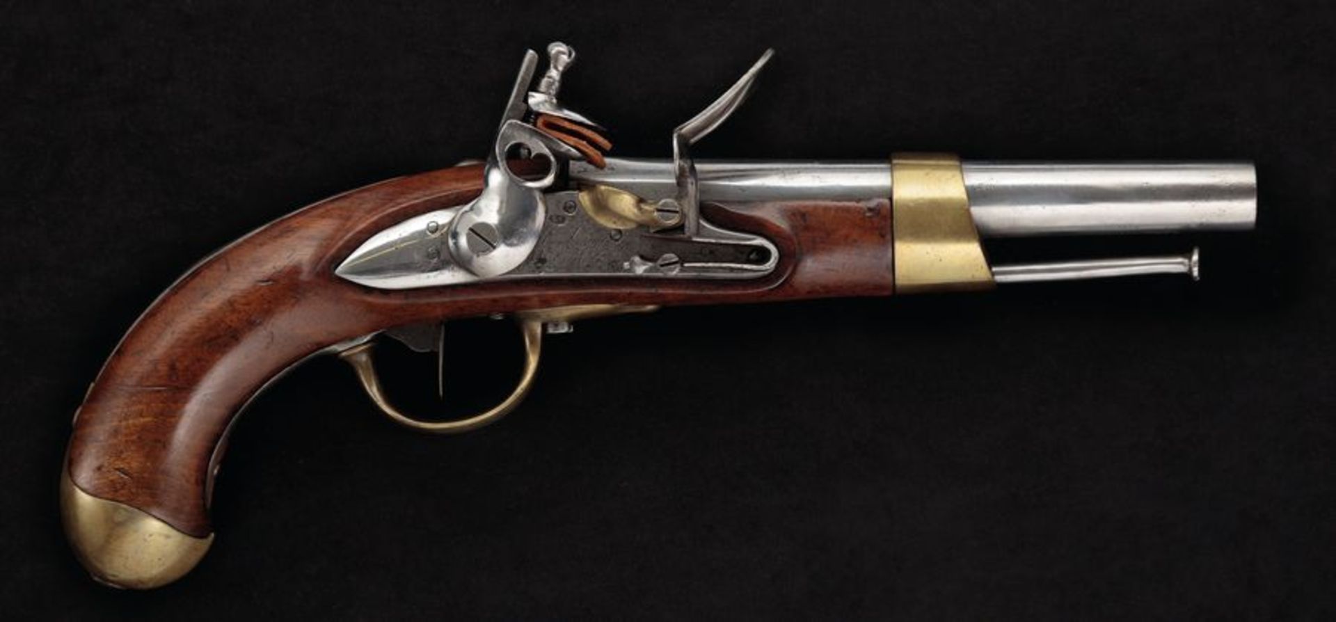 French cavalry pistol with intlock, model AN of the XIII (1804 - 1805). Overall [...]