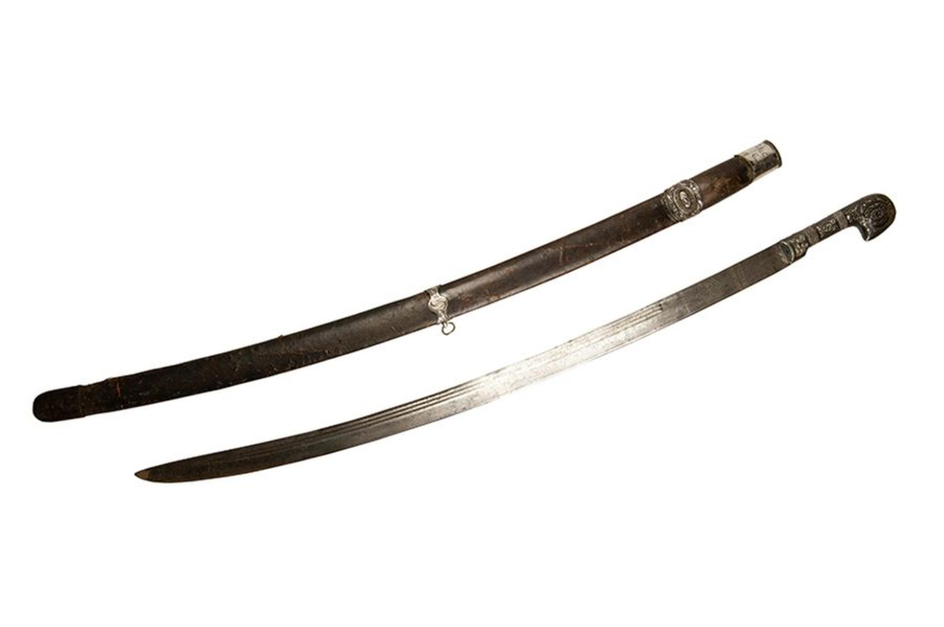 A Caucasian silver shashka with Polish blade. Curved, the silver-mounted hilt with [...] - Bild 2 aus 2