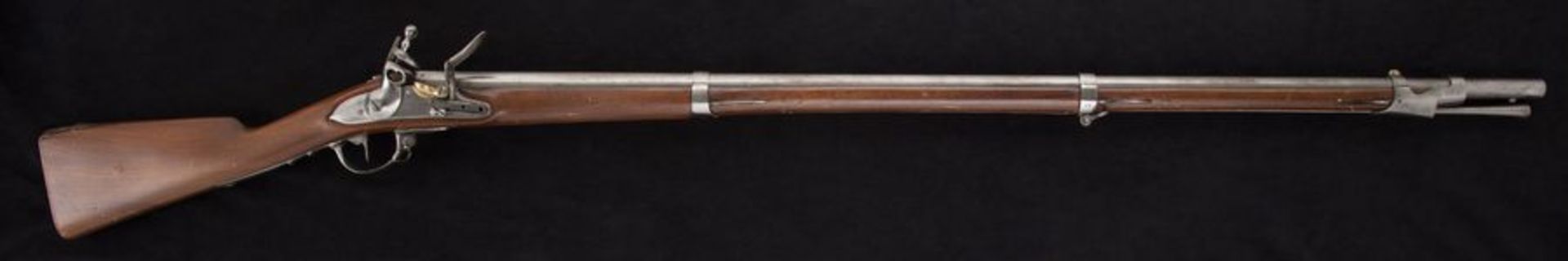 French ri e with a intlock, model 1777. Overall length - 151.2 cm; barrel - 113.4 cm; [...]