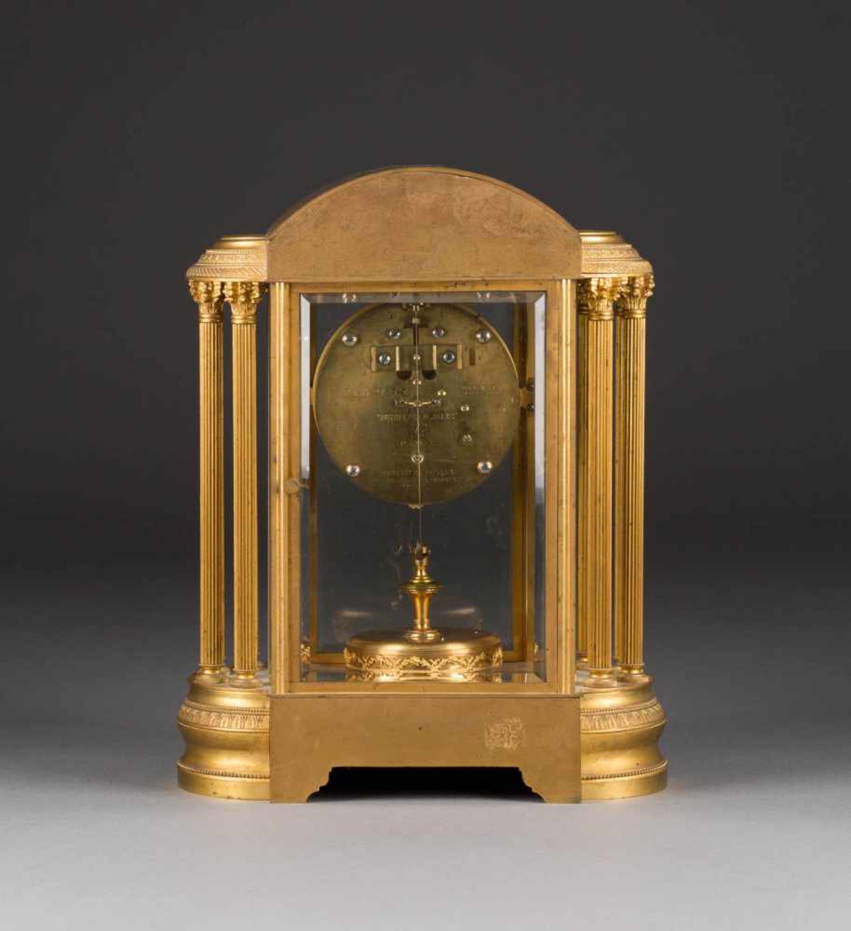 SELTENE 'PENDULE 400 JOURS' Frankreich, Paris, um 1900. Bronze, vergoldet, Drehpendel. H. 33 cm. Auf - Bild 2 aus 2