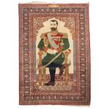 KESCHAN MIT PORTRÄT DES ZAREN NIKOLAUS II. VON RUSSLAND Persien, um 1900 Handgeknüpfter Teppich. 202