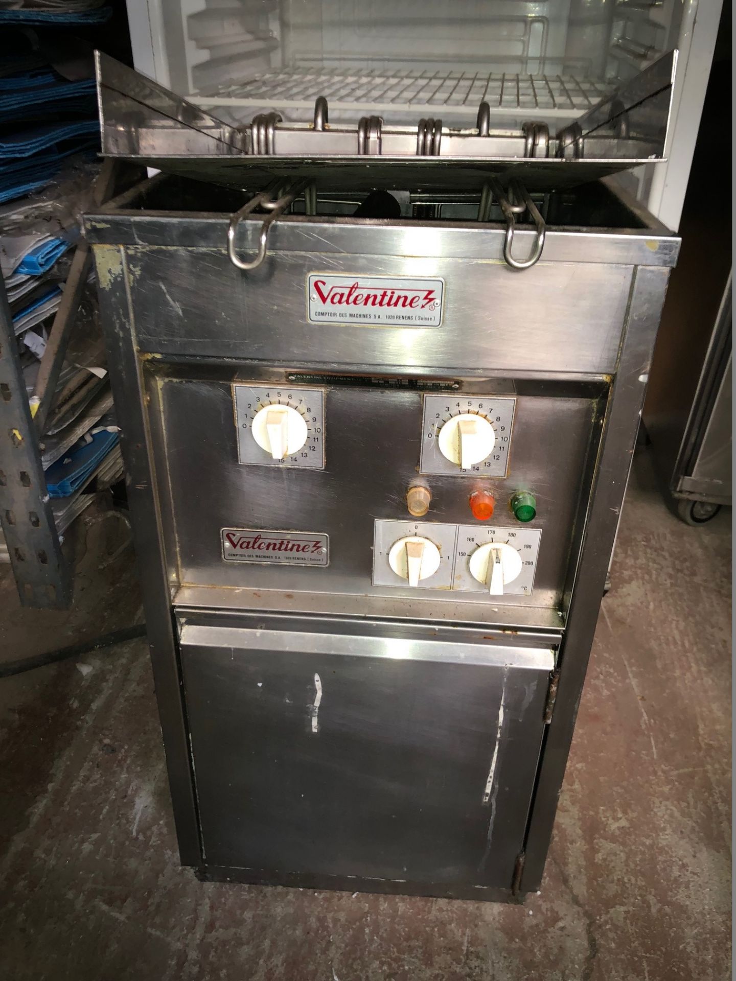 Valentine Free Standing Fryer