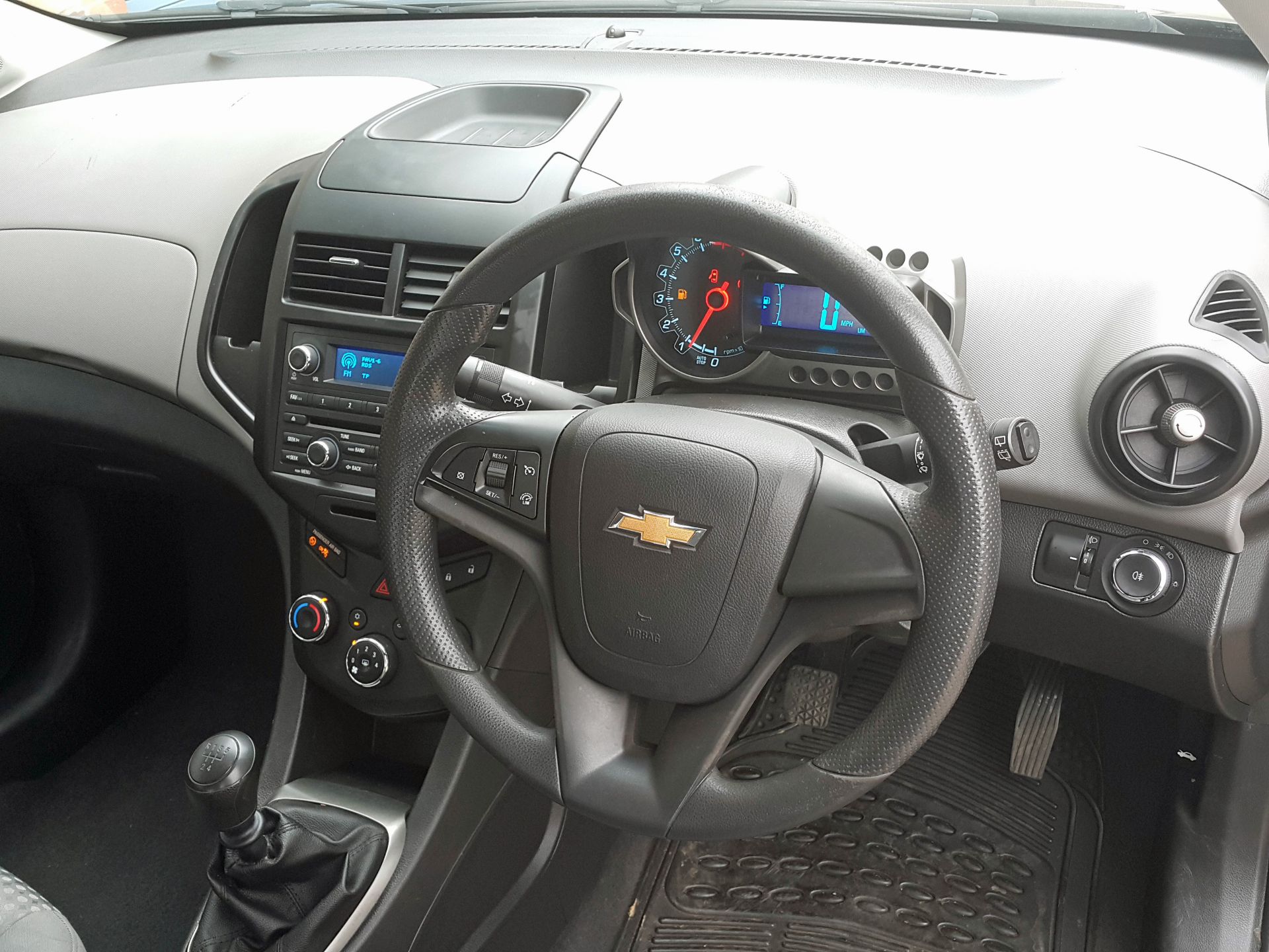 Chevrolet Aveo 1.2LS (S/S) 5 Door 2012 (62 Reg), Only 49000 Miles, Full Service History - Image 10 of 18