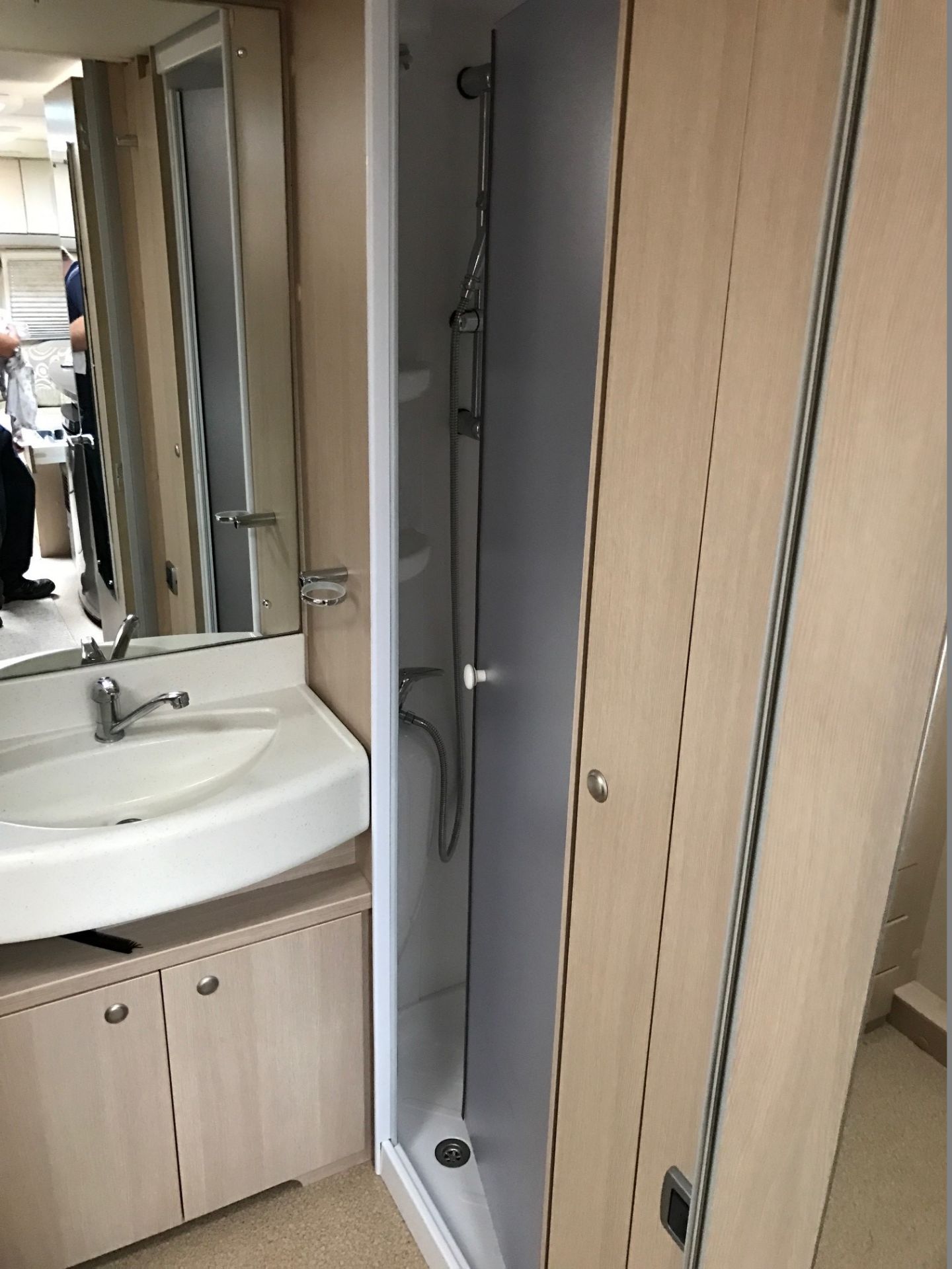 Sterling Moonstone Eccles 4 Berth 2011 End Bathroom Caravan - No VAT / Buyers Premium 5% - Image 9 of 13