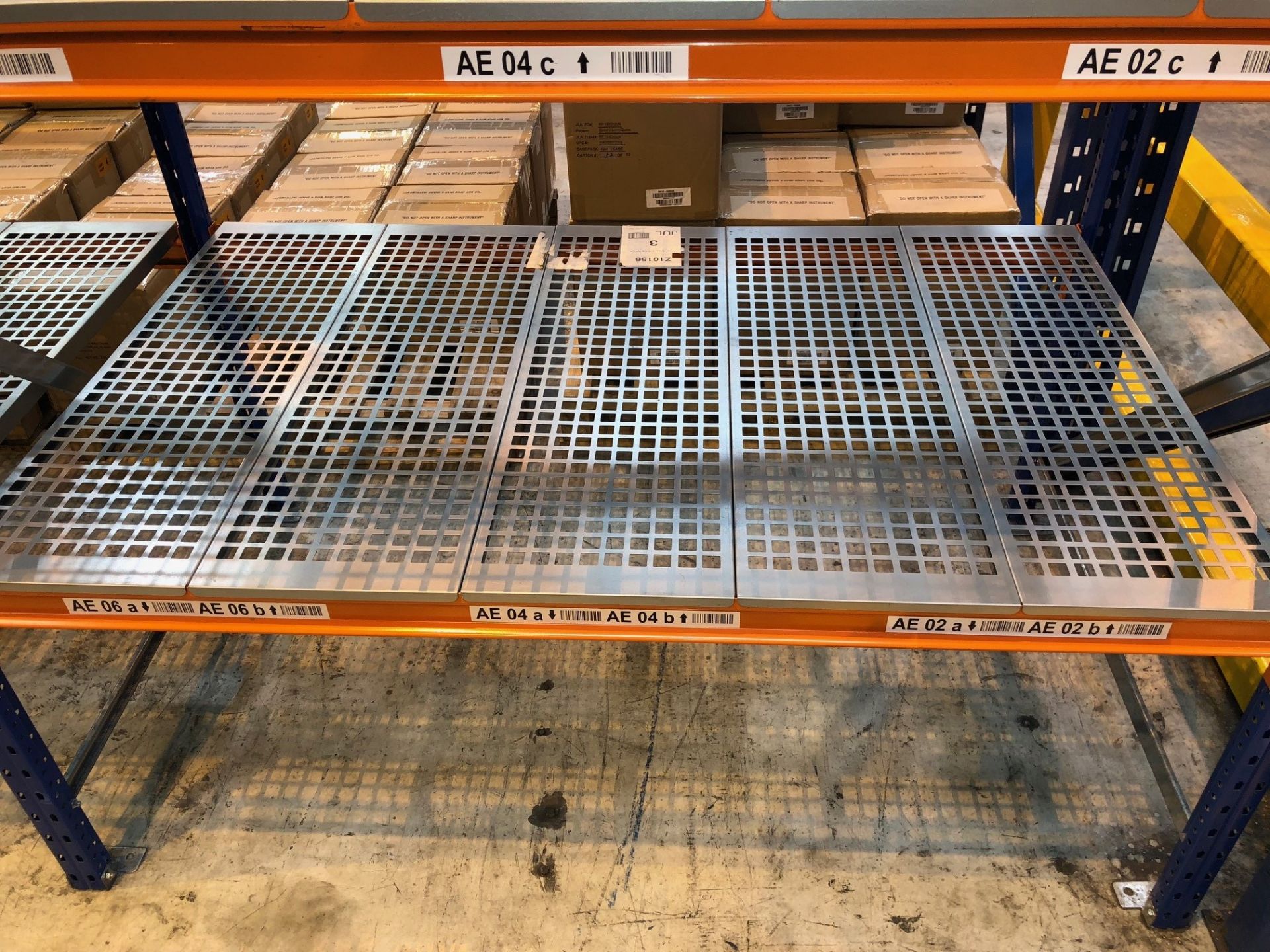 2 x Bays of Small Warehouse Racking/Shelving - Excellent Condition (L1500xH1500xD900mm - 3 x - Image 4 of 4