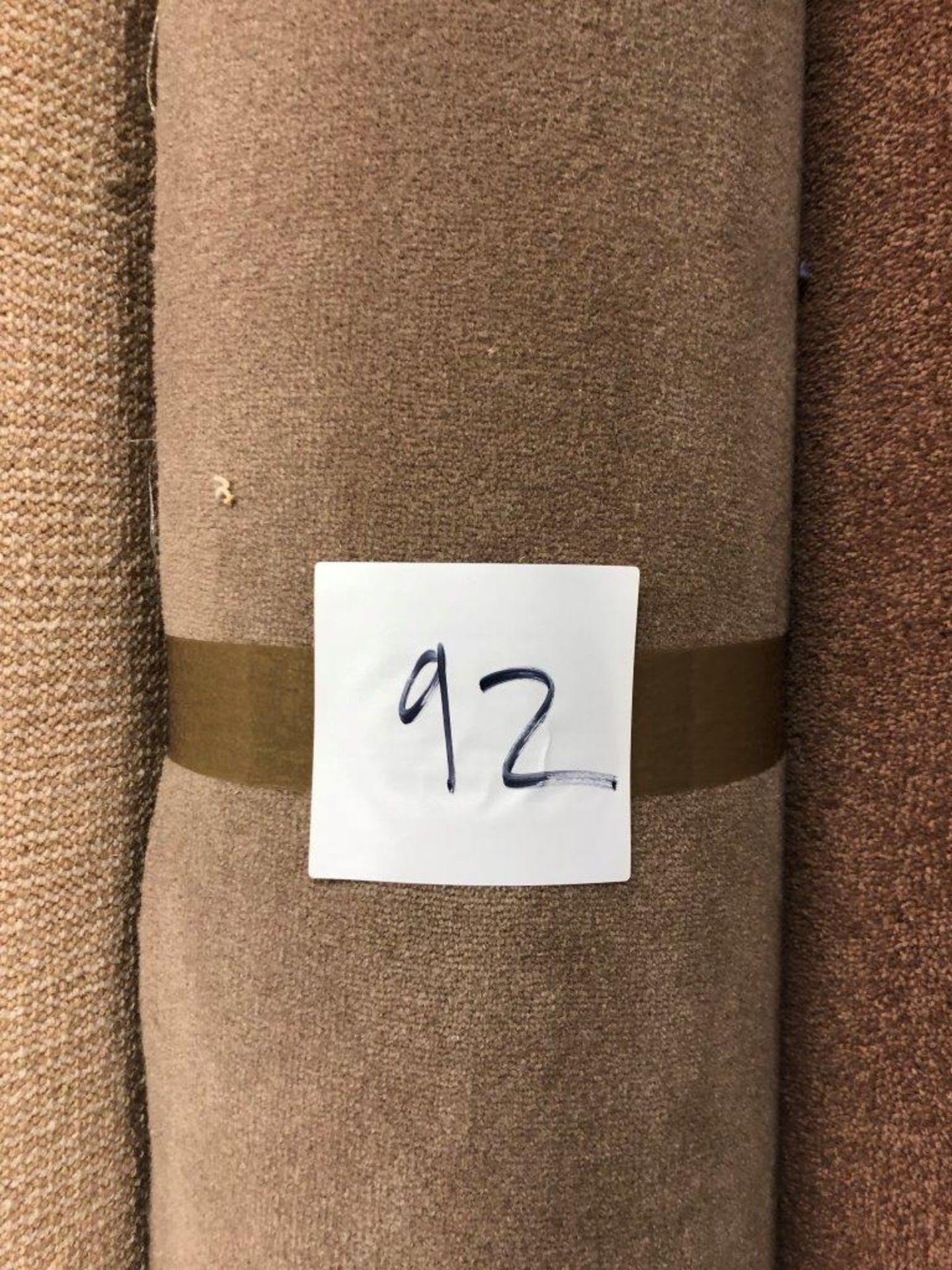 1 x Ryalux Carpet End Roll - Brown 4x2.45m2 - Image 2 of 3