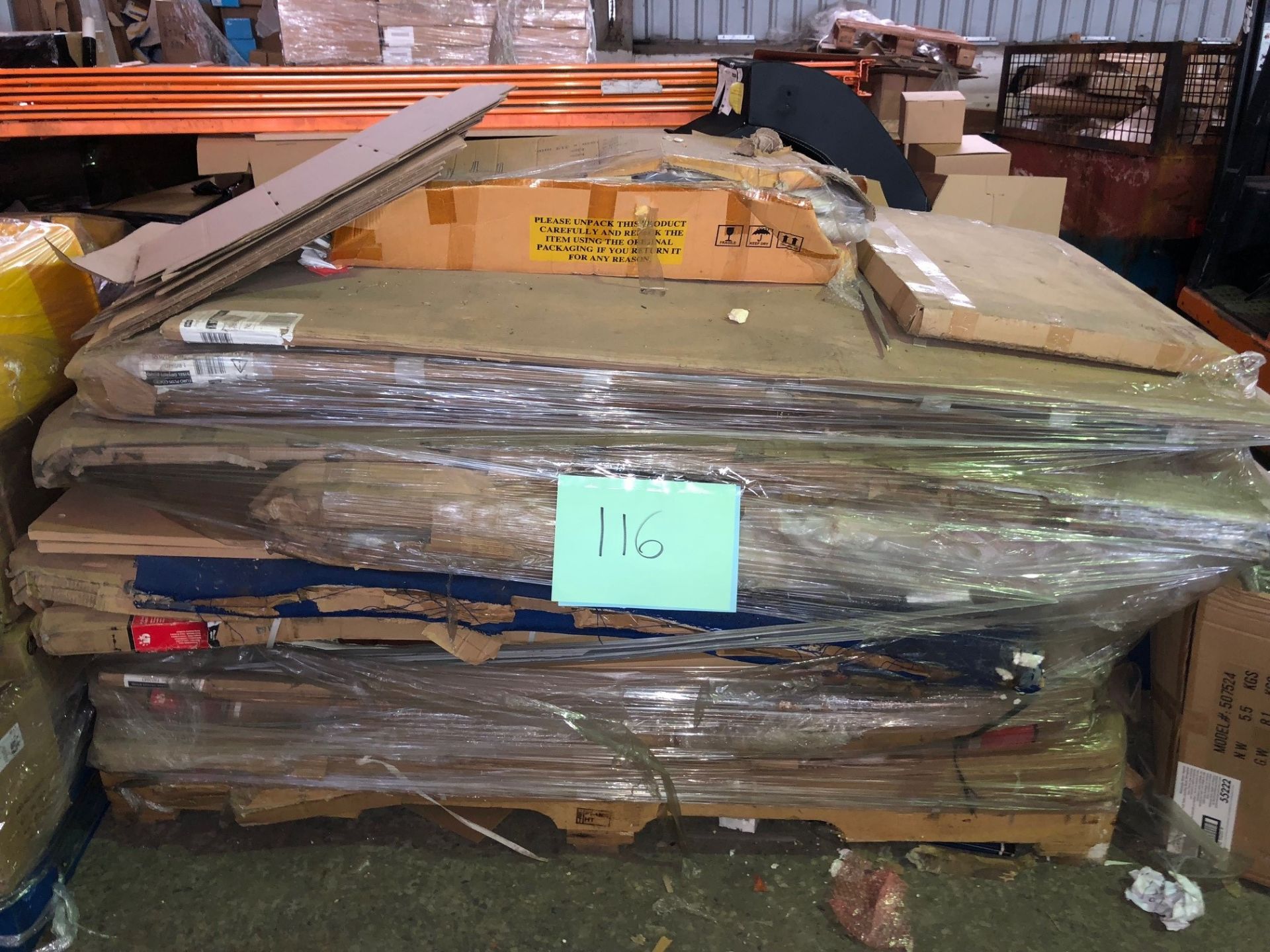 1 x Large Pallet of Mixed Whiteboards/Noticeboards (Brands Include 5 Star and Nobo)