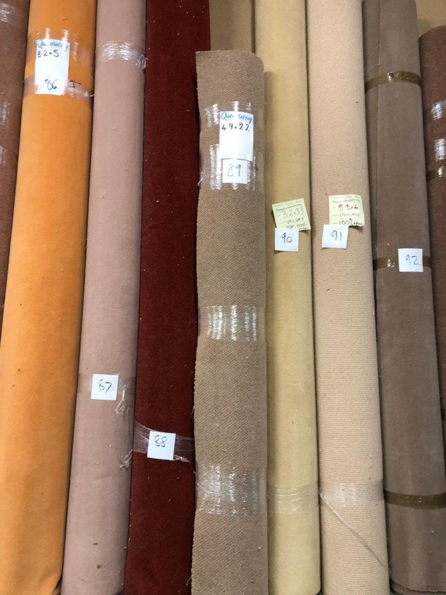 1 x Ryalux Carpet End Roll - Cream 4.9x2.2m2