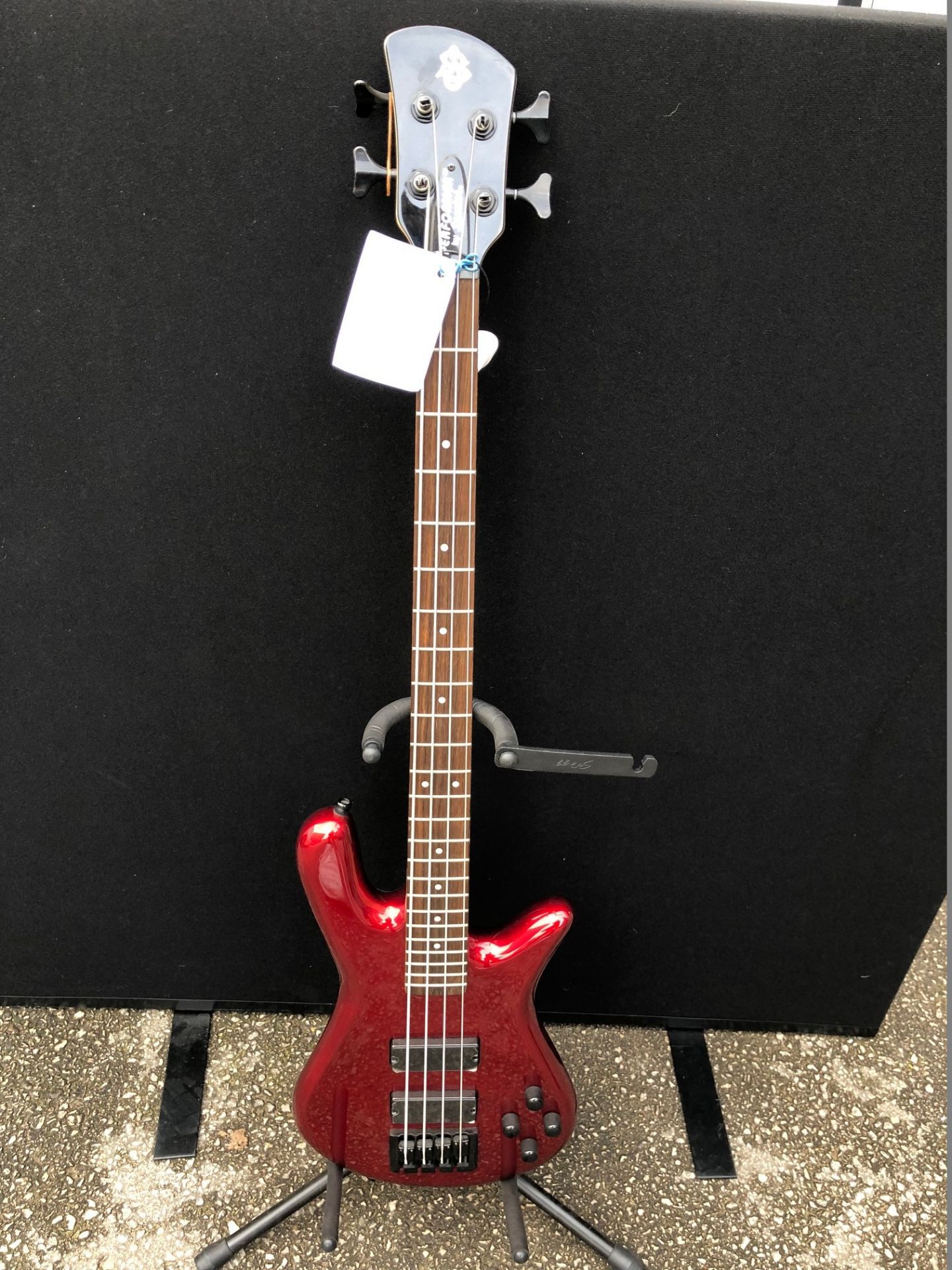 Spector Performer 4 String Electric Bass in Metallic Red (Brand New Ex Display - RRP £319.00)