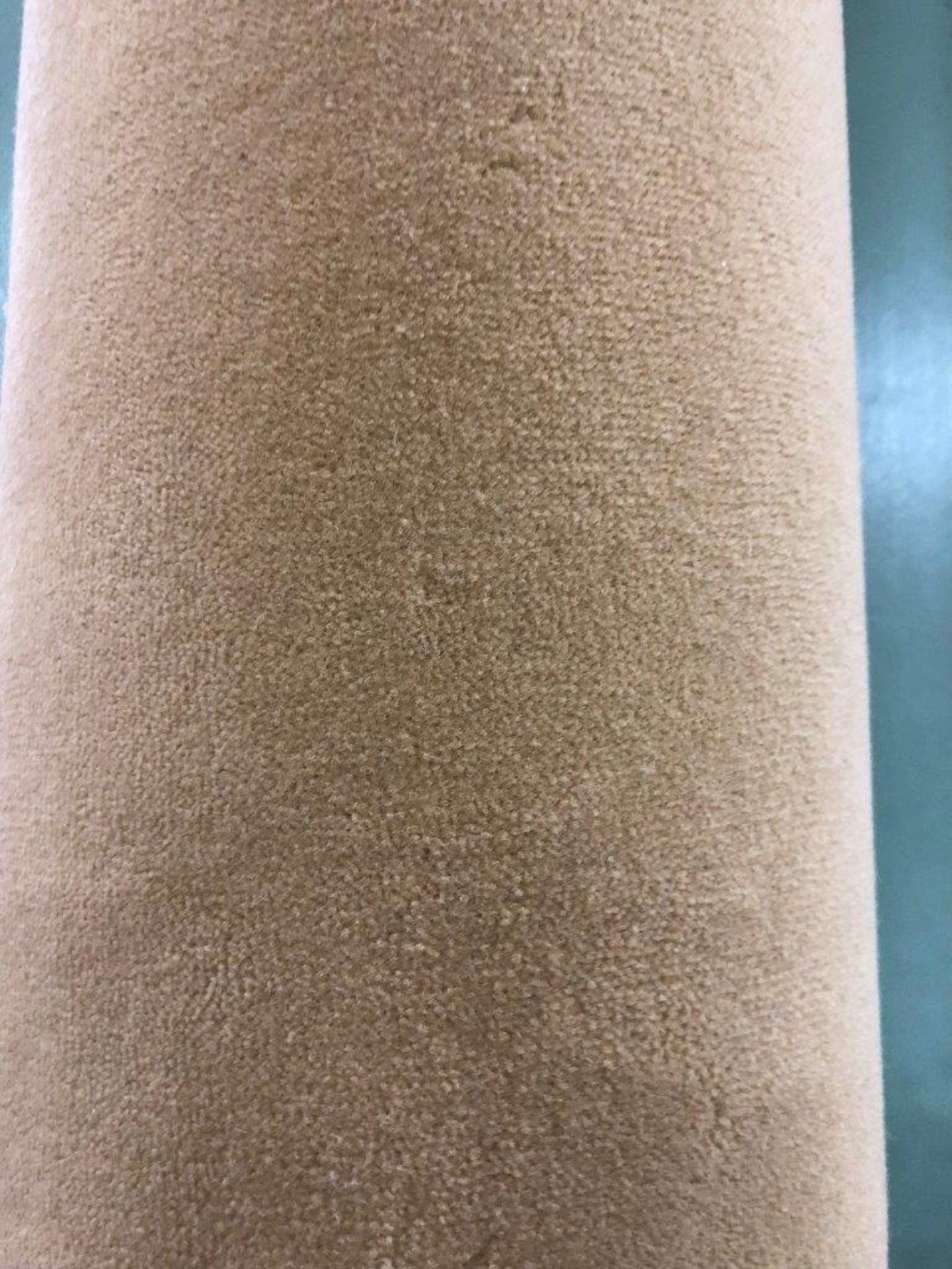 1 x Ryalux Carpet End Roll - Yellow 2.8x5.0m2 - Image 3 of 3