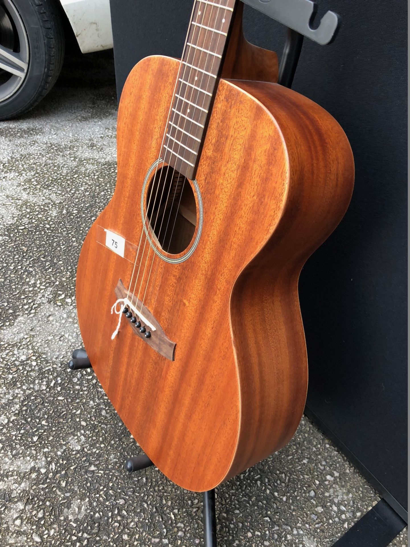 Tanglewood TW2 Acoustic Guitar (Brand New Ex Display - RRP £299.00) - Image 4 of 6