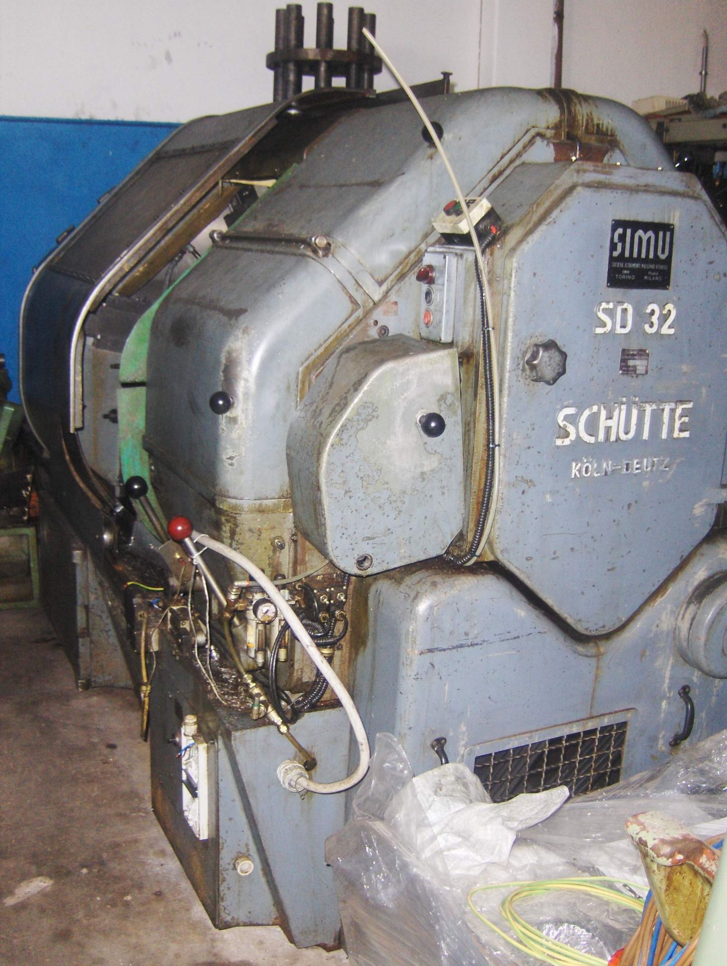 Schutte Model SD 32-6, 6-Spindle Automatic Lathe - Image 3 of 8