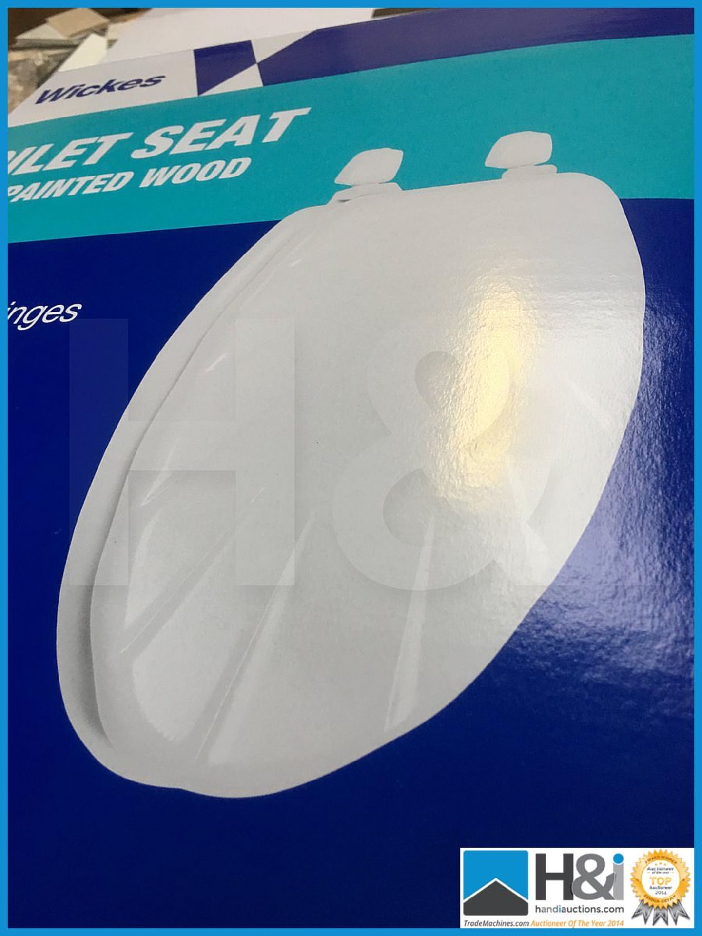 Designer Wickes white painted wood shell design toilet seat. New and Boxed. Suggested - Image 2 of 4