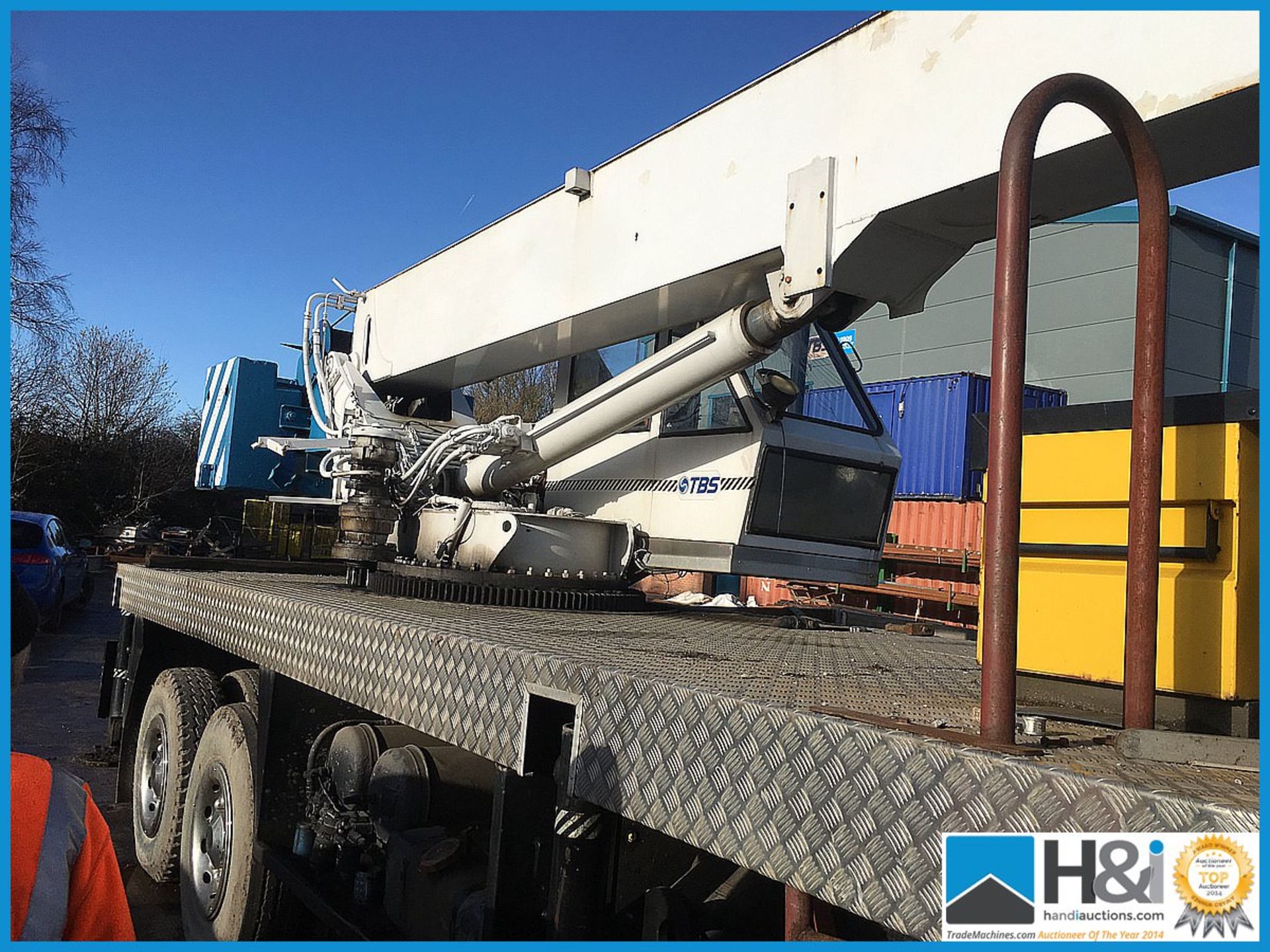 Volvo 25 Tonne mobile crane NO VAT ON THIS ITEM EXCEPT ON BUYERS PREMIUM working order and must - Image 5 of 13