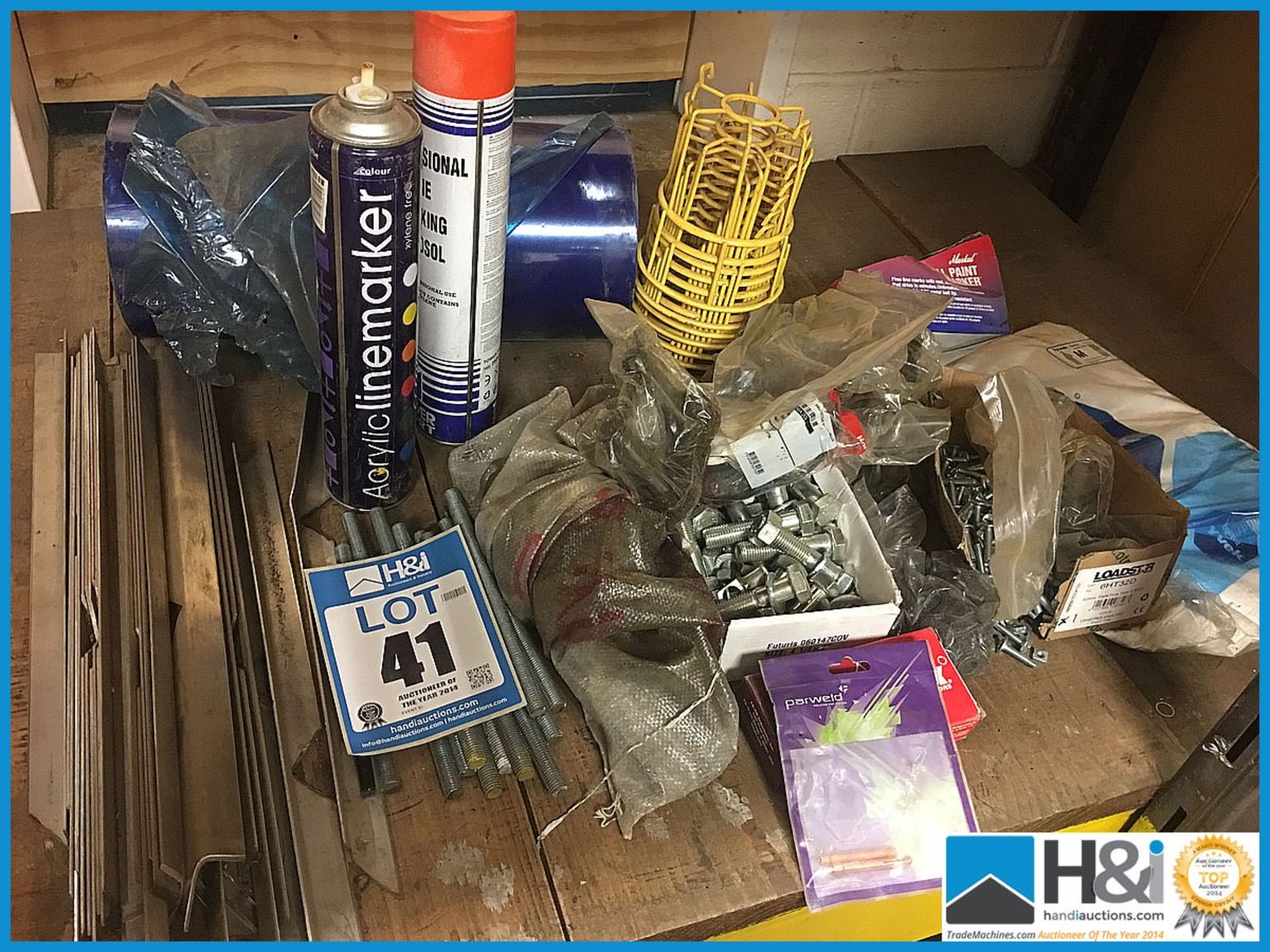 Mixed lot of various stores items. No VAT on this lot except on the buyers premium Appraisal: