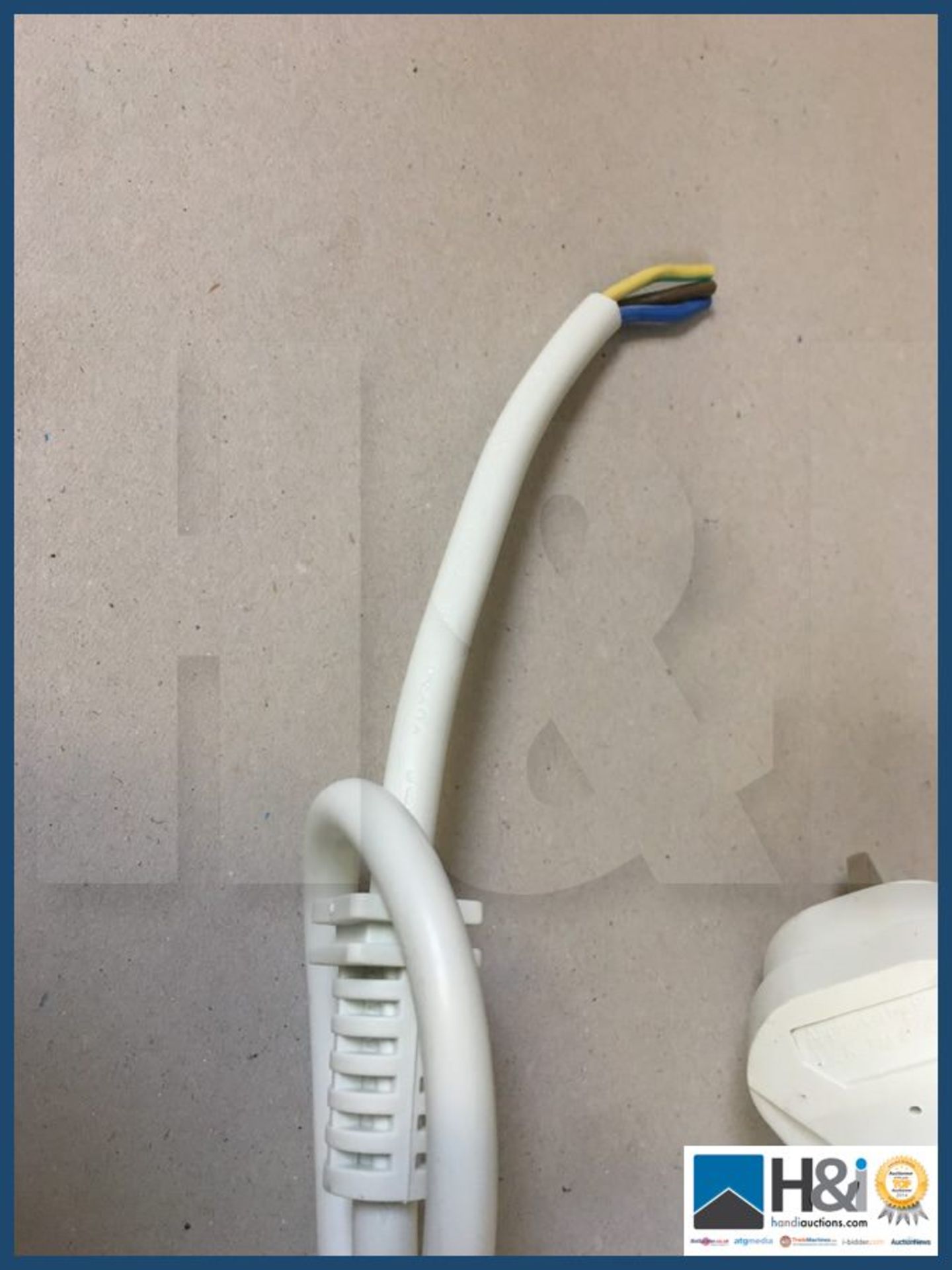 Huge Qty 3 core 70cm white leads with 13a plug open end 1.5mm. NO VAT on item except on buyers premi - Image 4 of 4