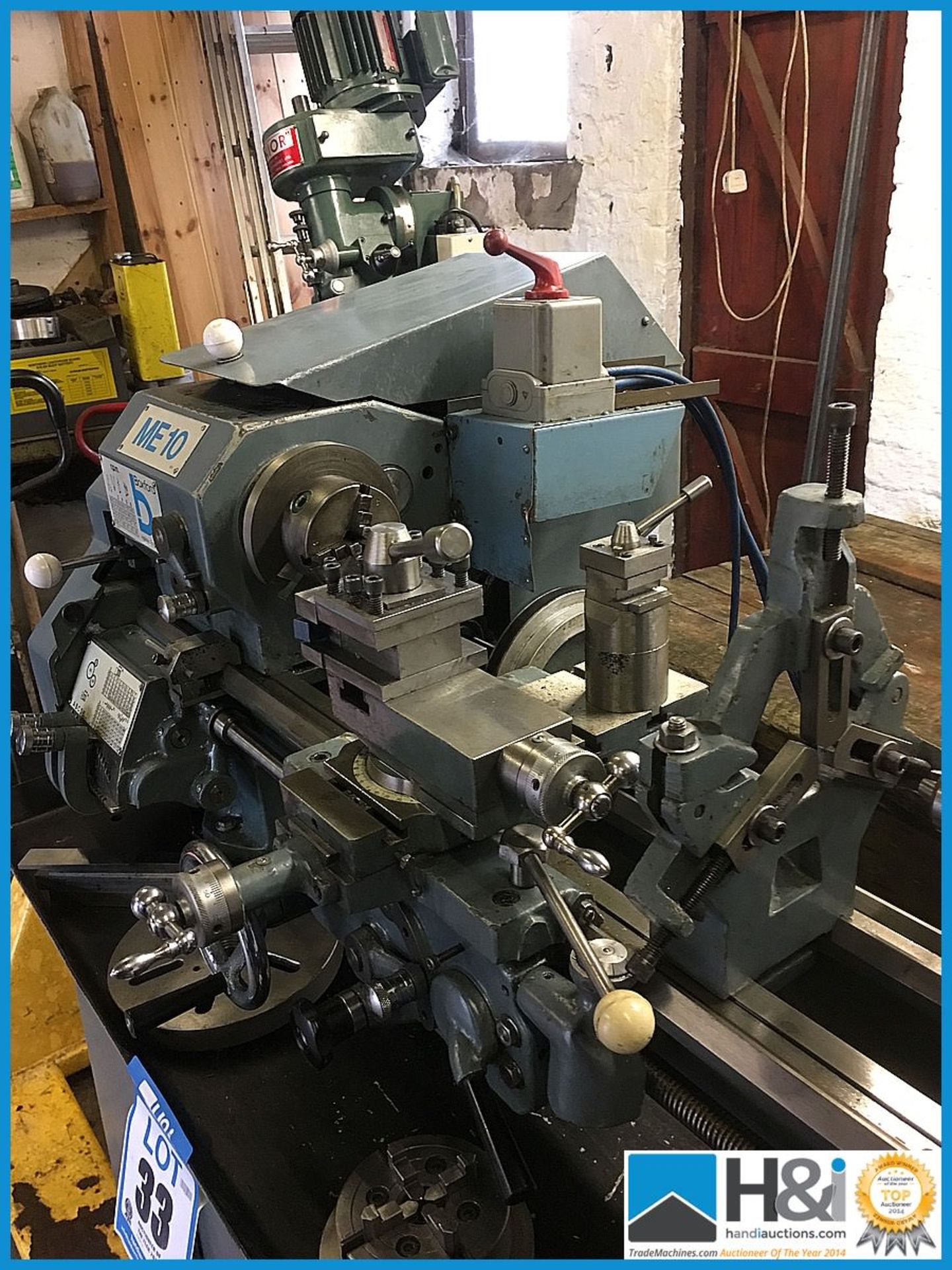 Boxford ME10 single phase engineers lathe with good quantity of chucks and accessories lovely - Image 14 of 15