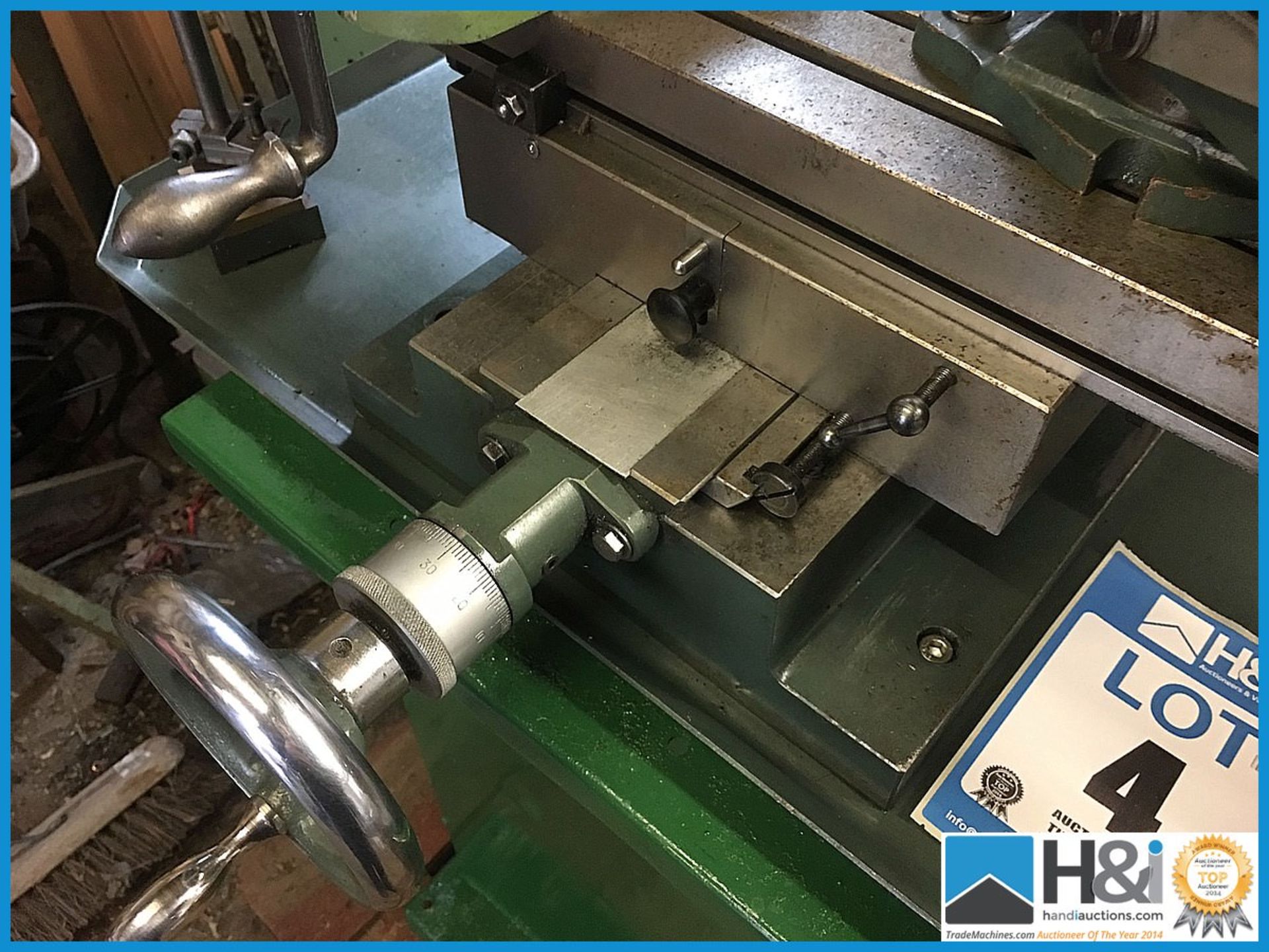 Beautiful example of a Tom Senior Type E single phase milling machine with tilt head, powered bed, - Image 10 of 21