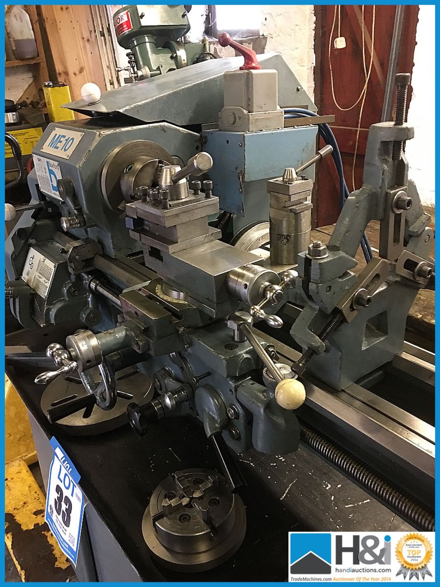 Boxford ME10 single phase engineers lathe with good quantity of chucks and accessories lovely - Image 15 of 15