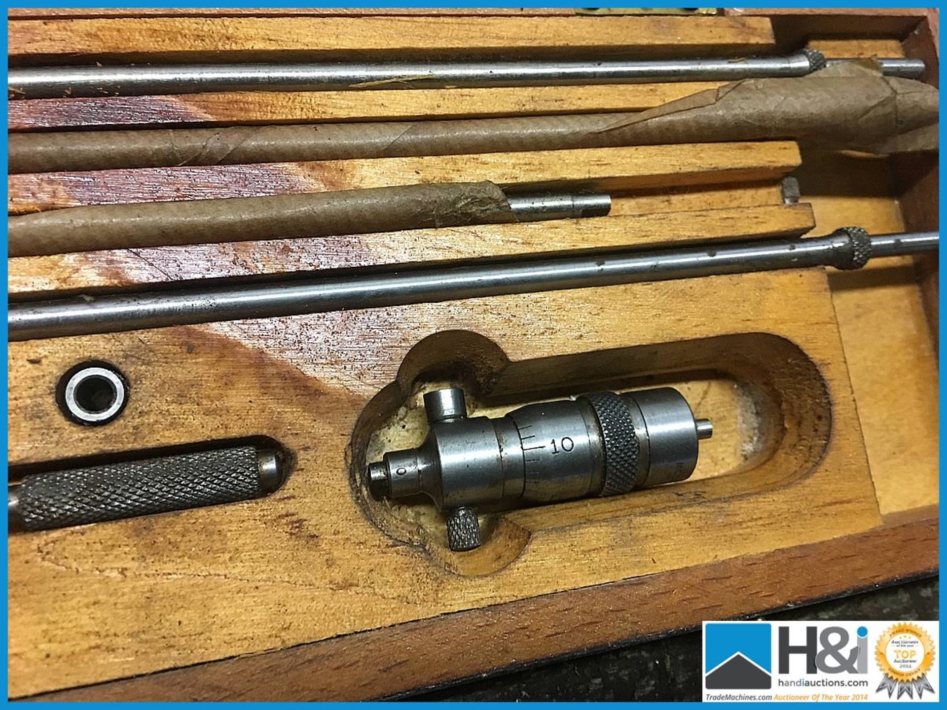 Set of Moore and Wright inside micrometers in original wooden case Appraisal: Viewing Essential - Image 5 of 7