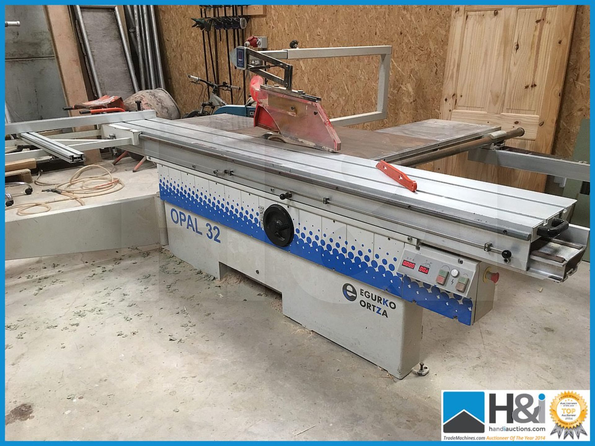 Egurko Ortza 3200mm panel saw with scribe, electric braking, digital and powered rise and fall,