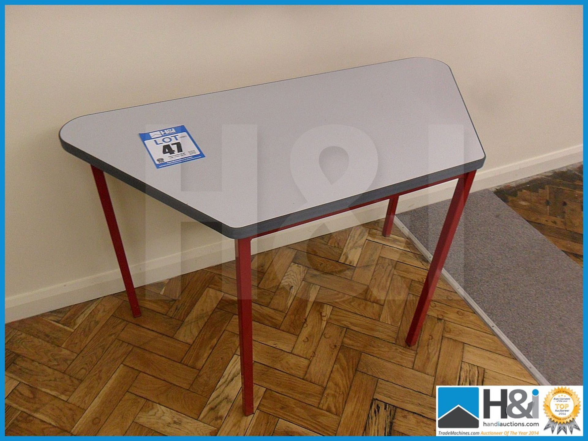 Small metal framed table 1100x520