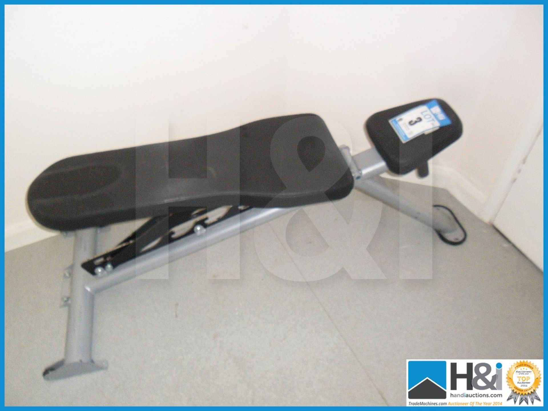 Adjustable workout bench in excellent condition