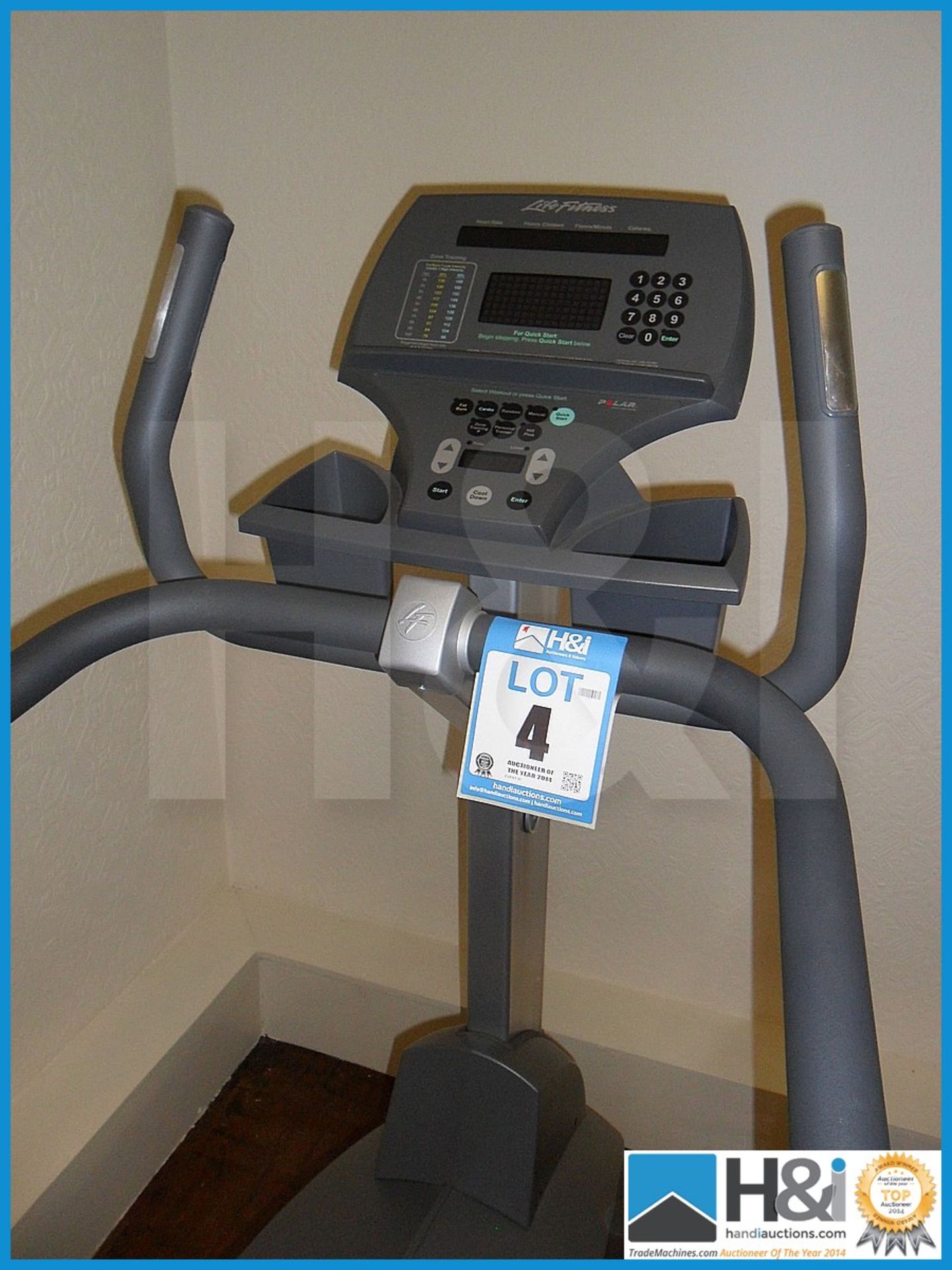 Life Fitness 95Si stair climber. with heart rate monitor. Fully programmable. Presented in excellent - Image 2 of 3