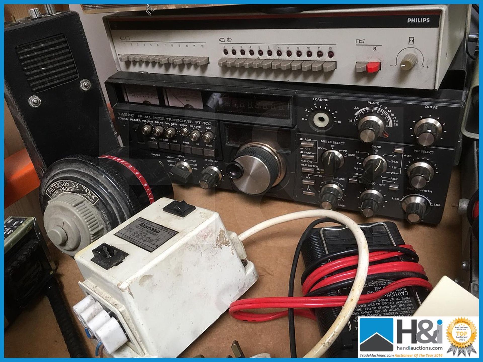 Last lot of the sale, mixed lot of unsorted radio, communications, test, TV related items all untest - Image 19 of 20