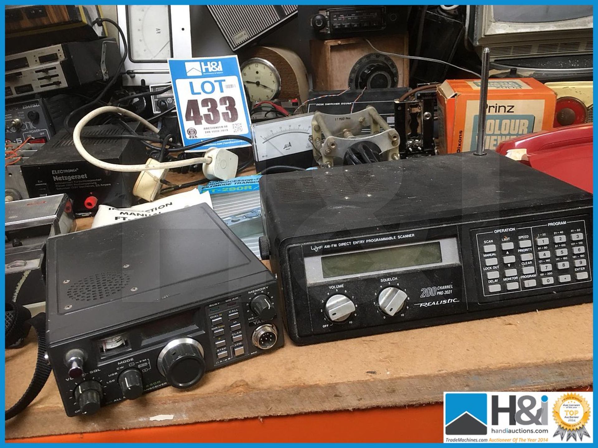 Last lot of the sale, mixed lot of unsorted radio, communications, test, TV related items all untest - Image 11 of 20