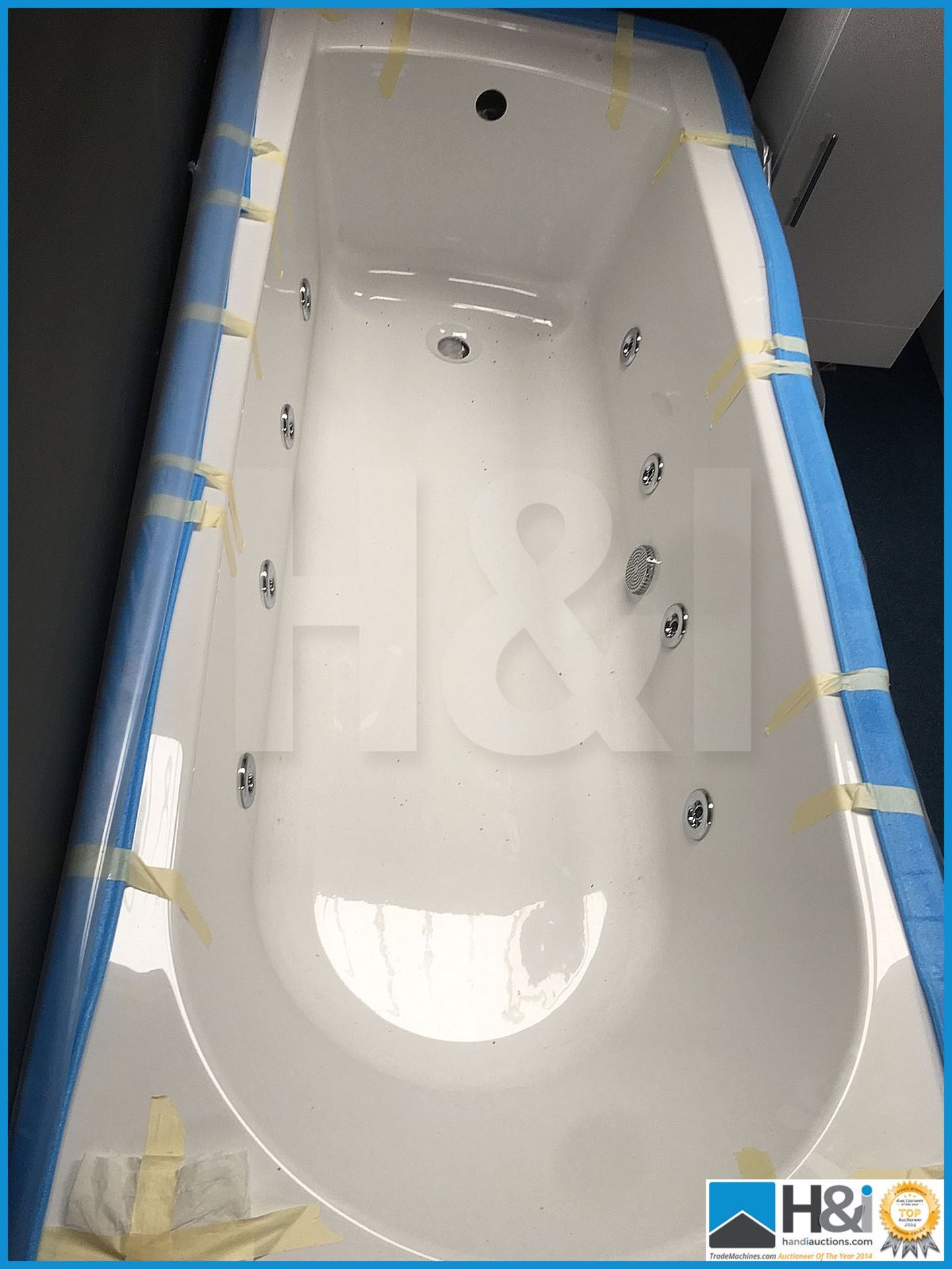 Designer Koller whirlpool bathtub 1700x700. 8 jet whirlpool system. Unused and boxed. Suggested manu