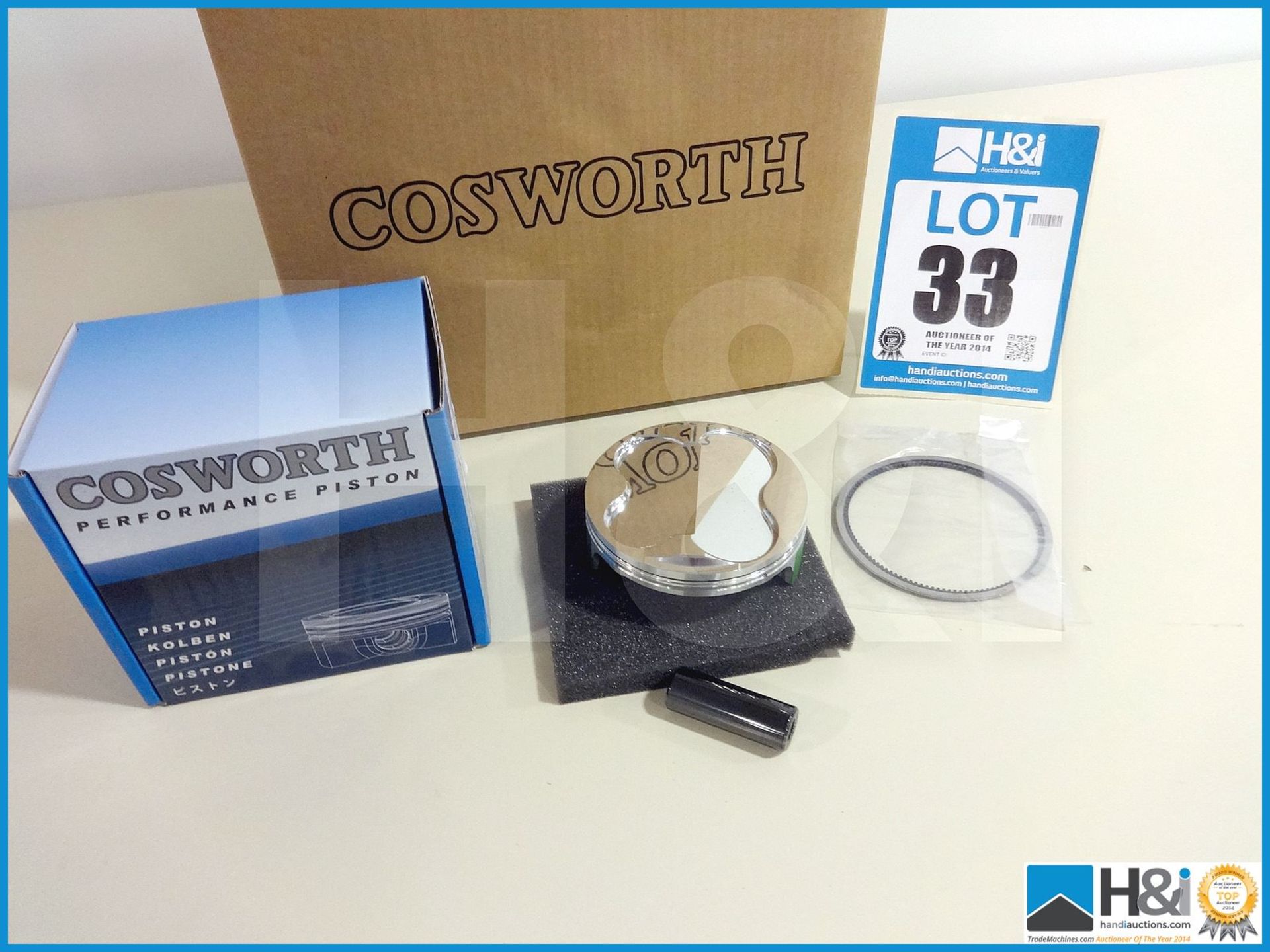 14 off Yamaha YZ450 piston kits. 13.75:1 compression. Brand new and boxed. Suggested manufacturers s