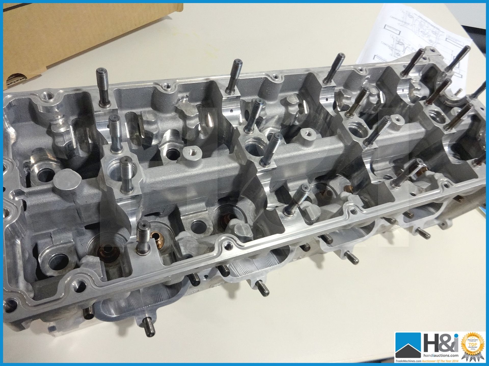 1 off Cosworth XG RH cylinder head assembly - shallow. Valued at over GBP 10,000. MC: XG8640 CILN: 1 - Bild 5 aus 7