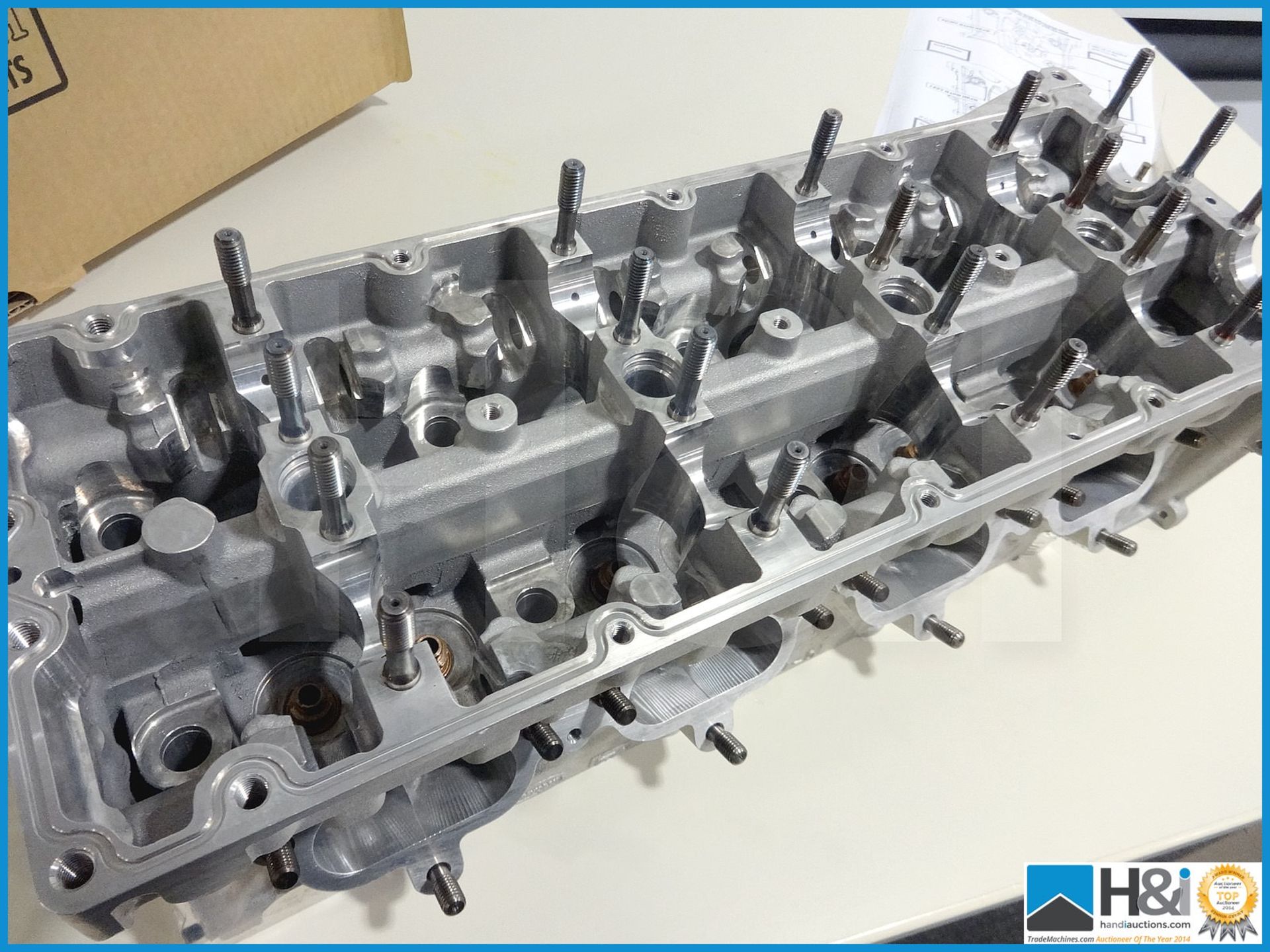 1 off Cosworth XG RH cylinder head assembly - shallow. Valued at over GBP 10,000. MC: XG8640 CILN: 1 - Bild 5 aus 7