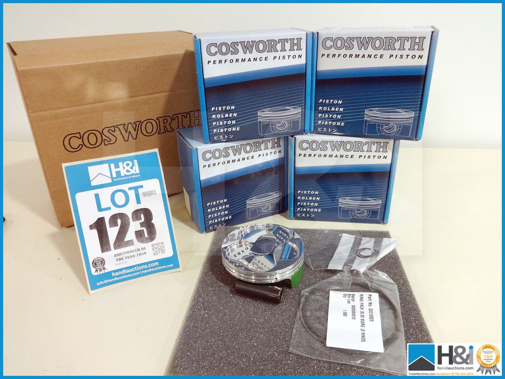 4 off Cosworth Yamaha YZ450 piston kit. 13.75:1 compression. MC: 20010589 CILN: 76 / 98