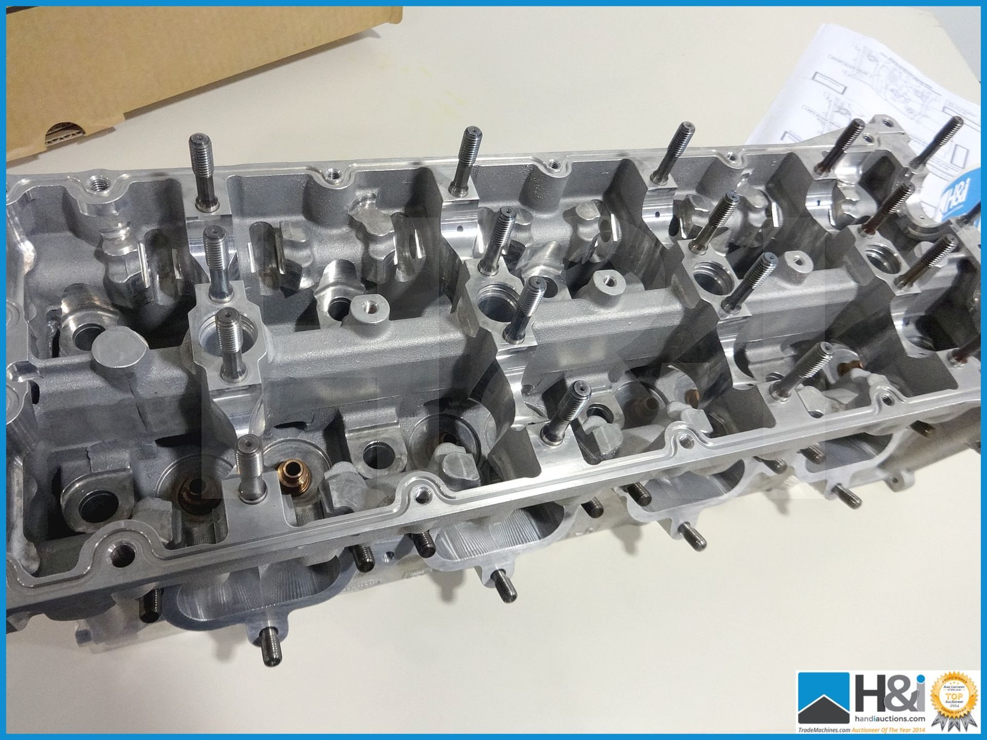 1 off Cosworth XG LH cylinder head assembly - shallow. Valued at over GBP 10,000. MC: XG8639 CILN: 1 - Bild 4 aus 4