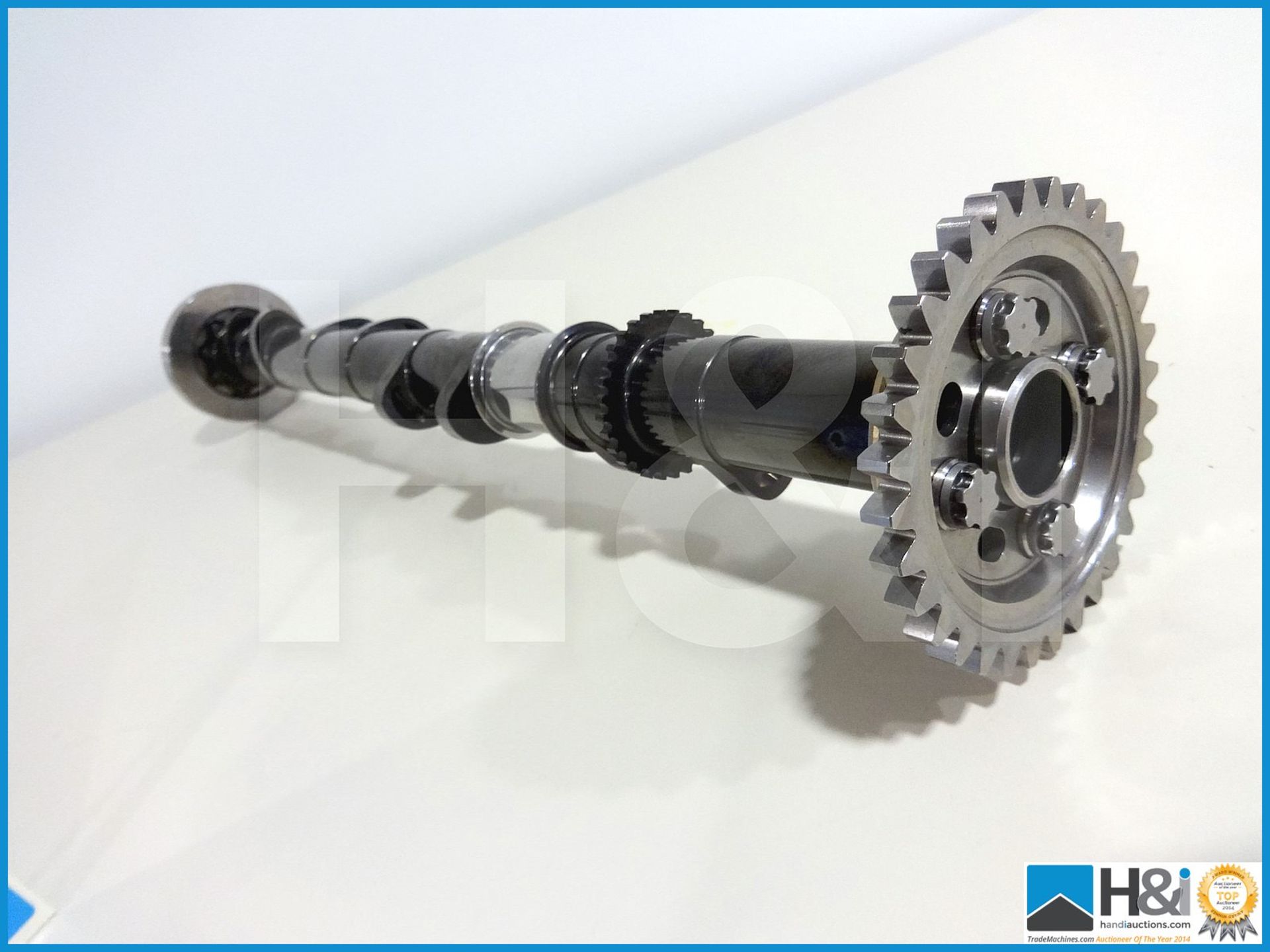 Cosworth CA V8 Formula One camshaft DLC coated with damper. MC: N/A CILN: N/A - Bild 2 aus 4