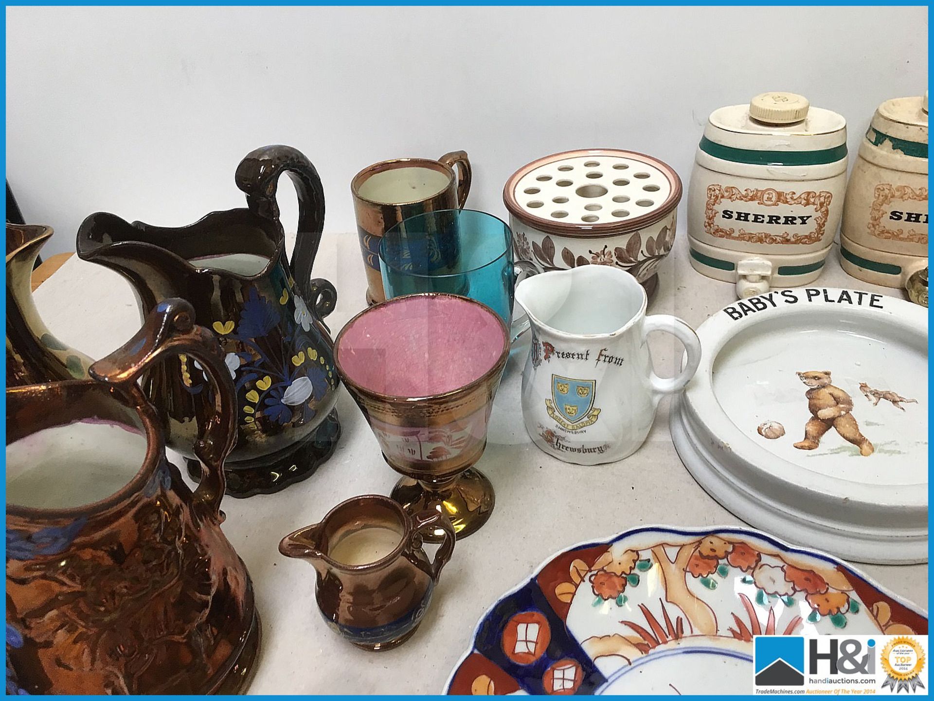 Mixed lot of ceramics and glassware. - Image 7 of 9