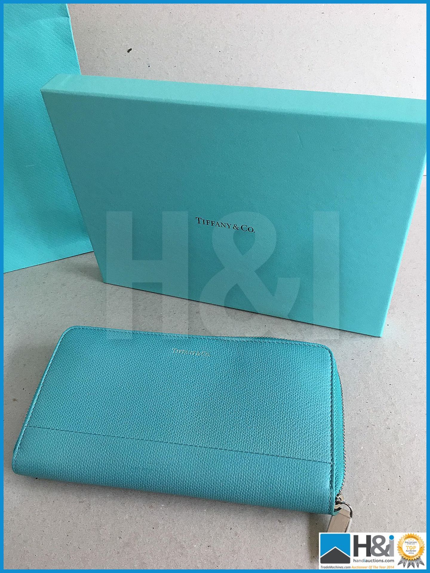 Genuine Tiffany & Co Purse / Wallet in Robins Egg Blue completely unused still with card protectors - Image 6 of 11