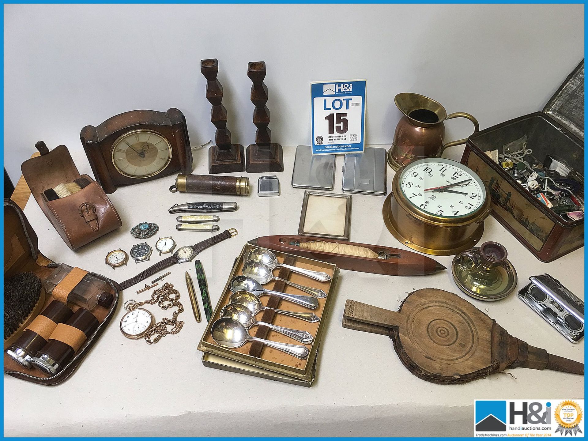 Good mixed lot of vintage collectibles and curios.