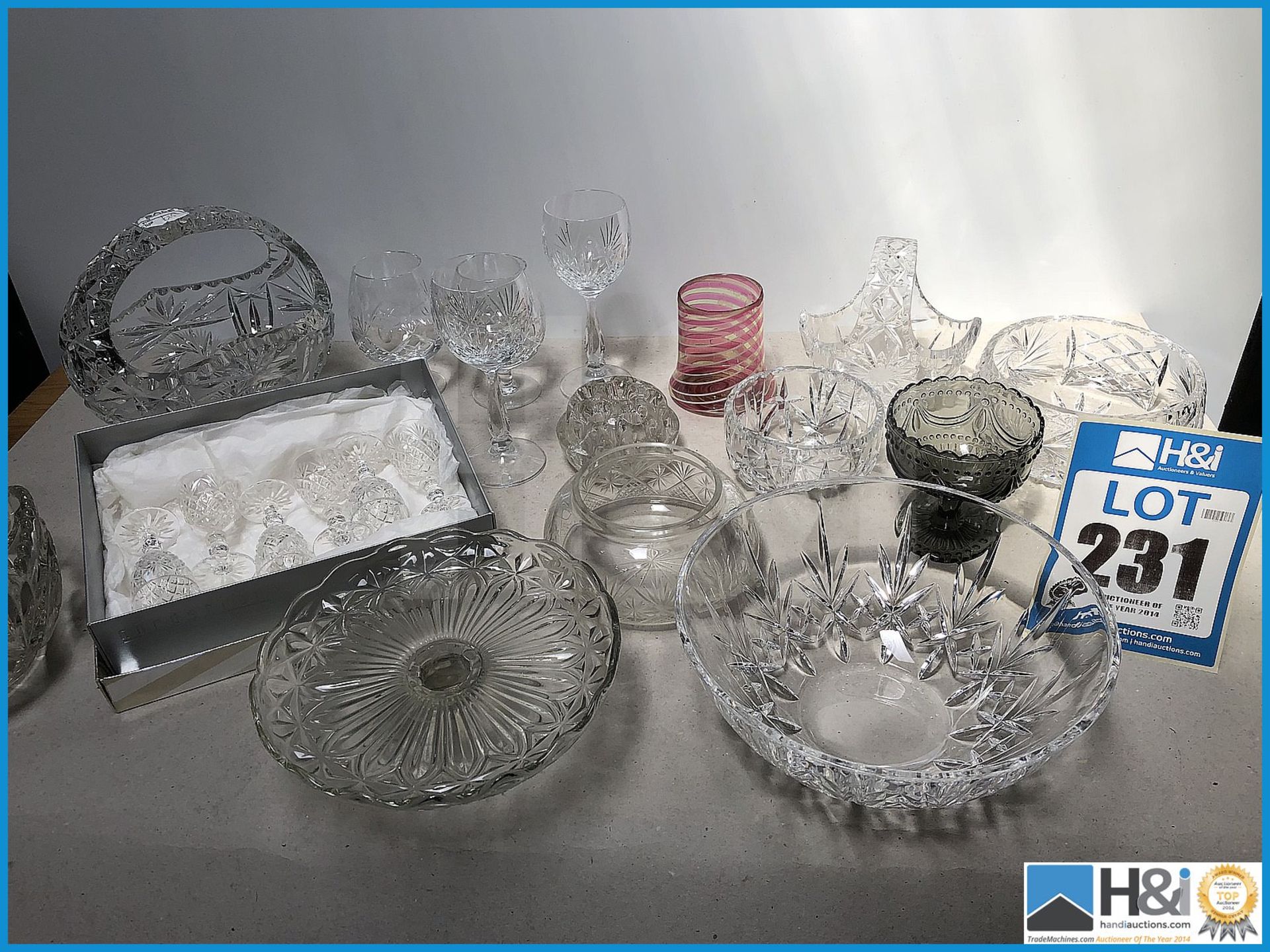 Excellent it of cut glass and glassware.