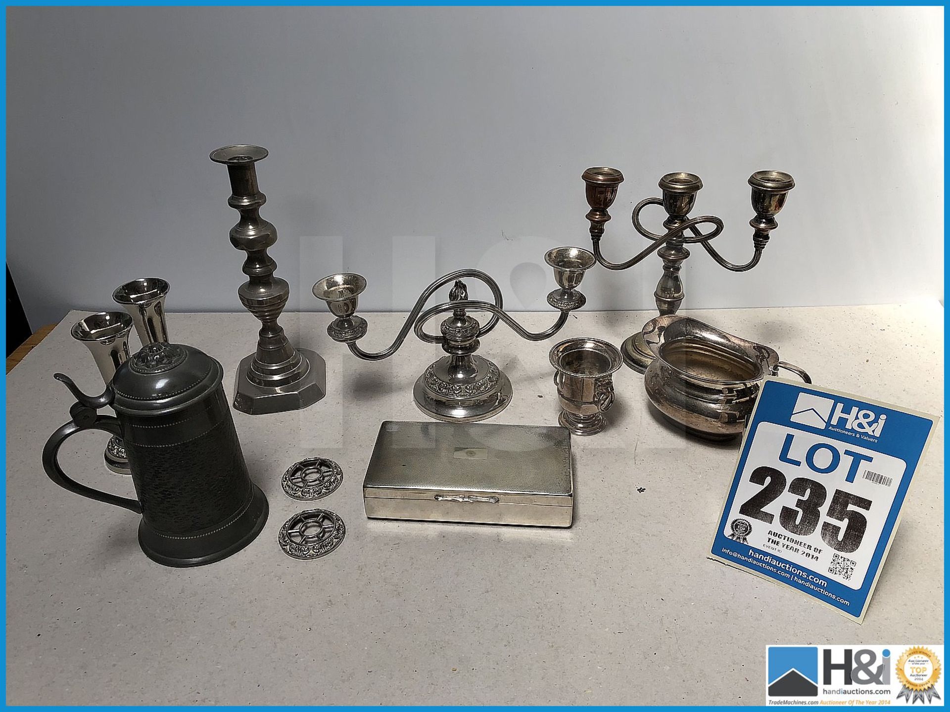 Good lot of mixed silver plate and metal ware.