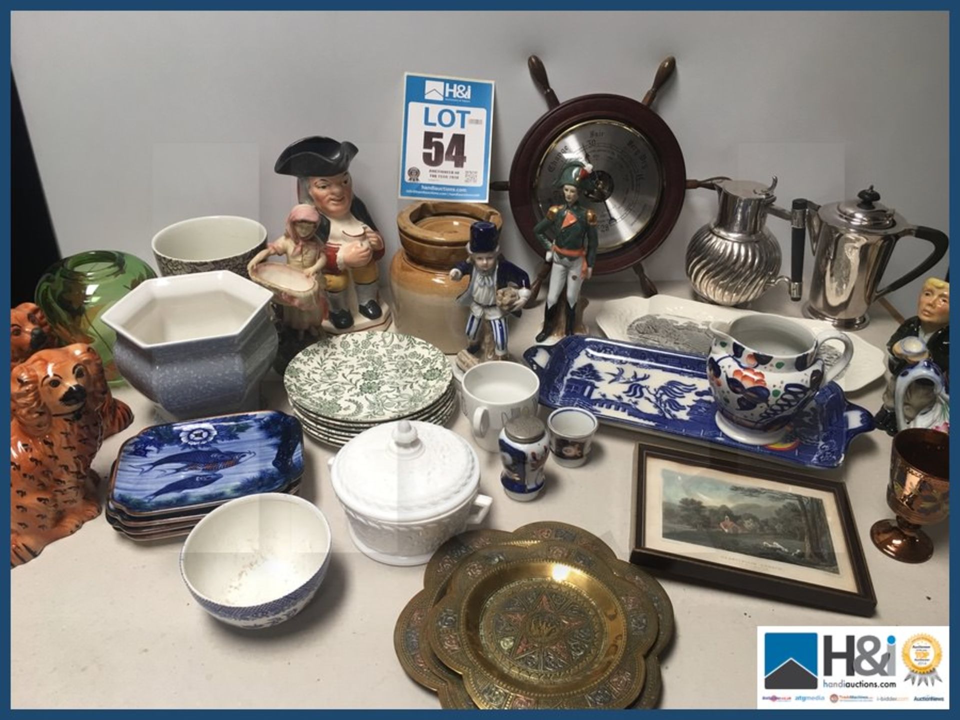 Large lot of mixed pottery etc.