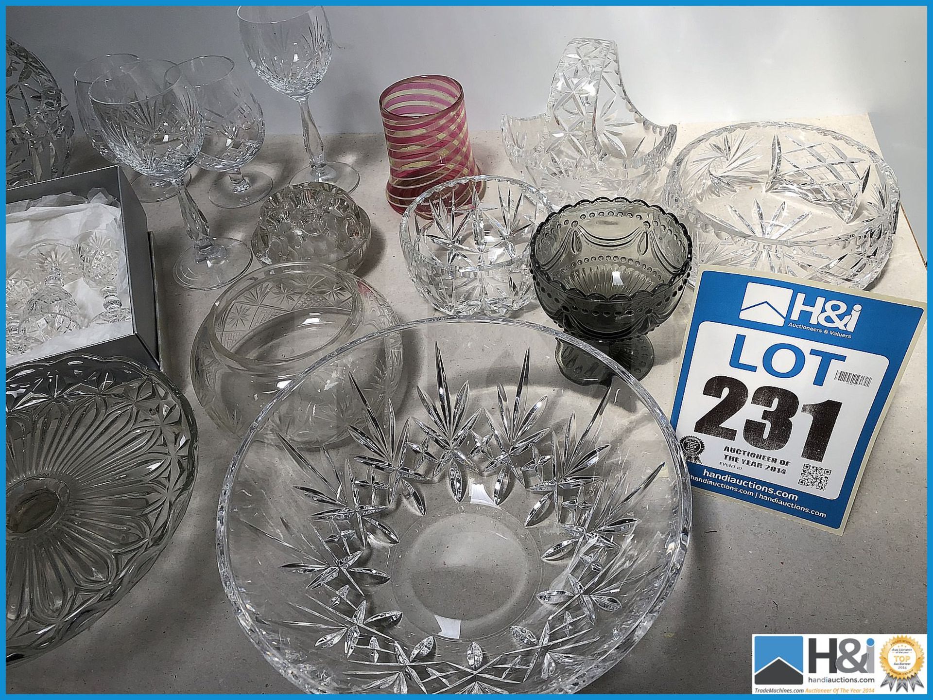 Excellent it of cut glass and glassware. - Image 3 of 4