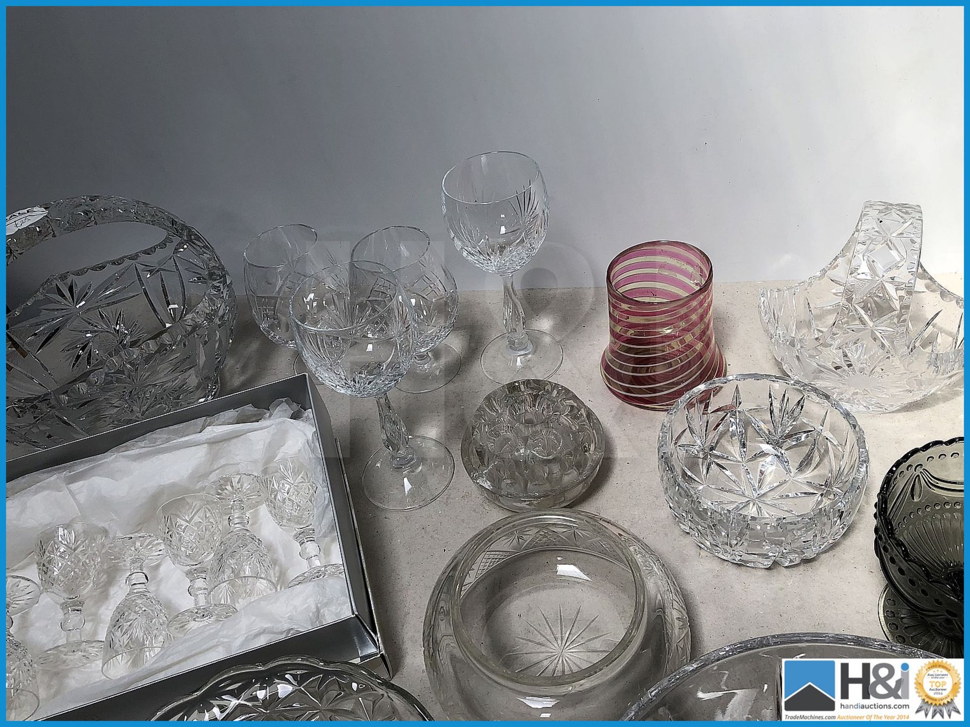 Excellent it of cut glass and glassware. - Image 4 of 4